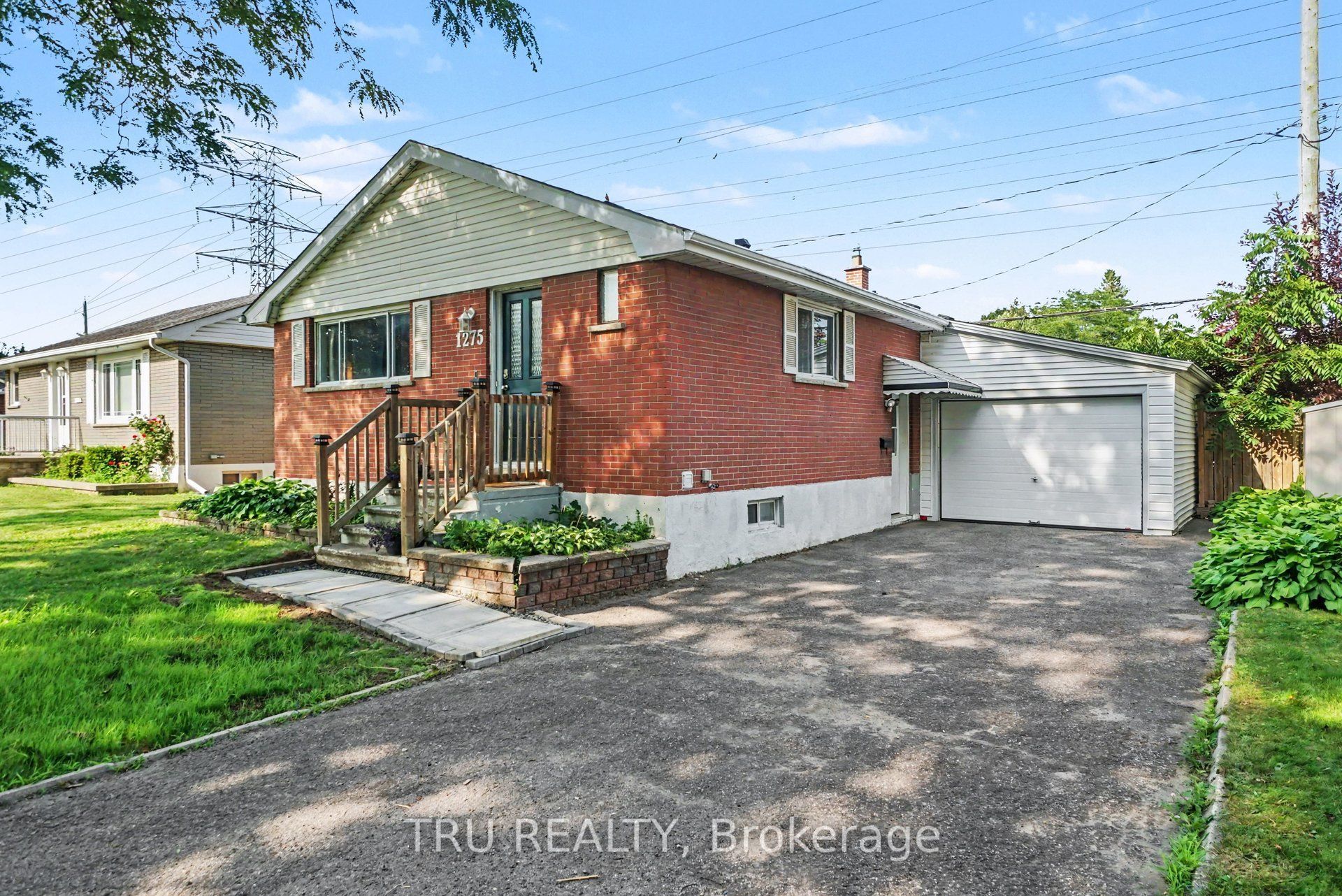 1275 Woodside Drive, Belair Park - Copeland Park and Area, ON K2C 2H1 photo 2