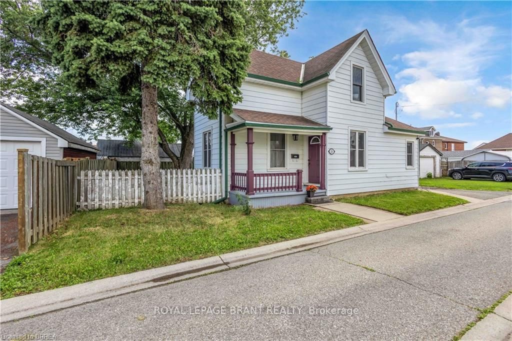 10 Bishop Street, Brantford, ON N3S 1L9 photo 2