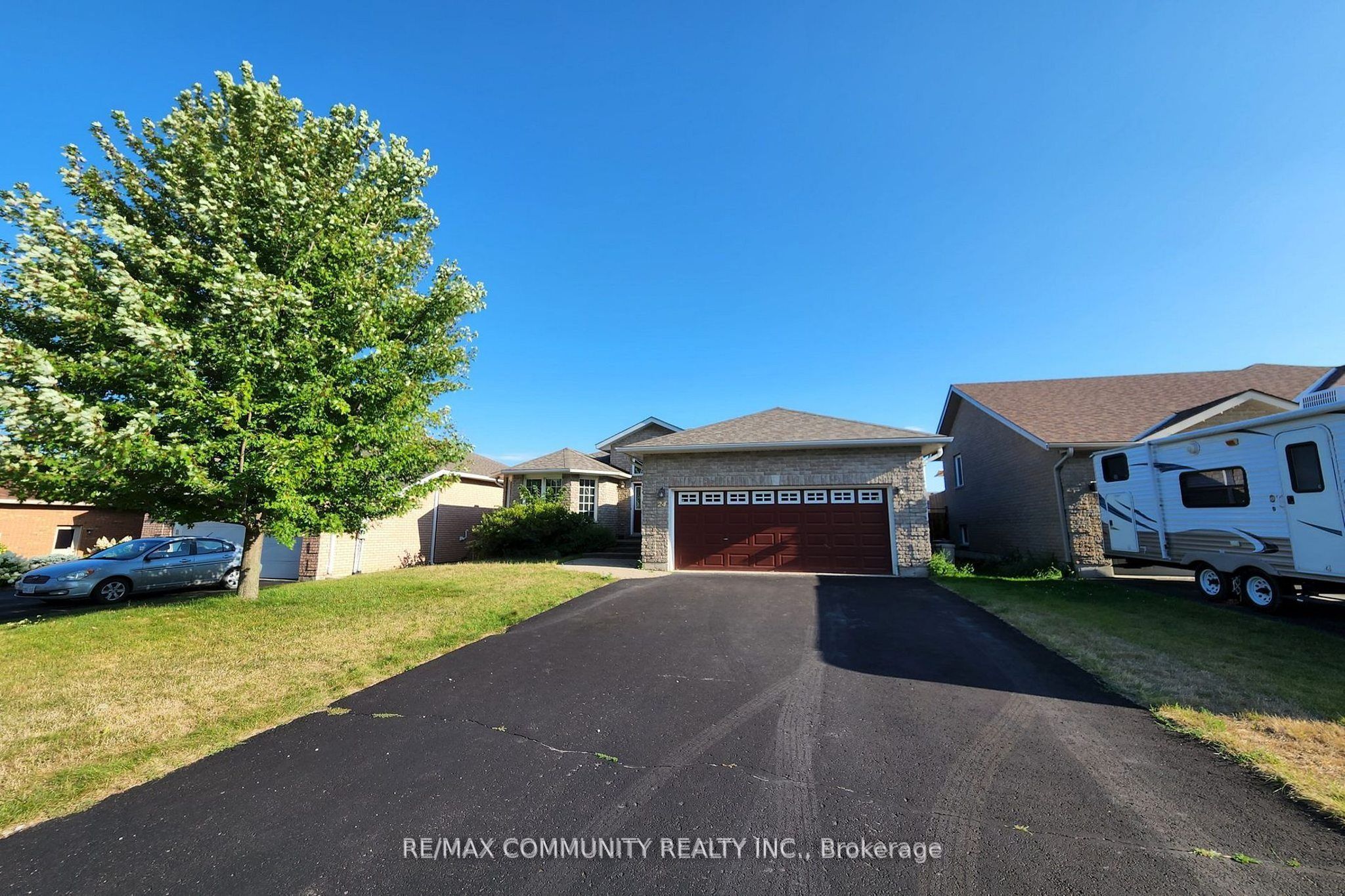 24 Sunshine Lane, Quinte West, ON K8V 6X7