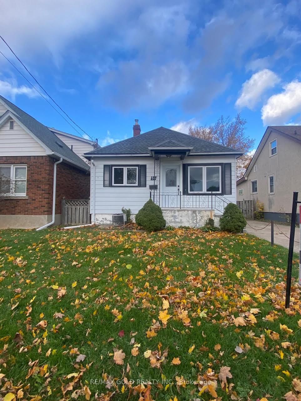 55 Hamilton Street, St. Catharines, ON L2S 1K8 photo 2