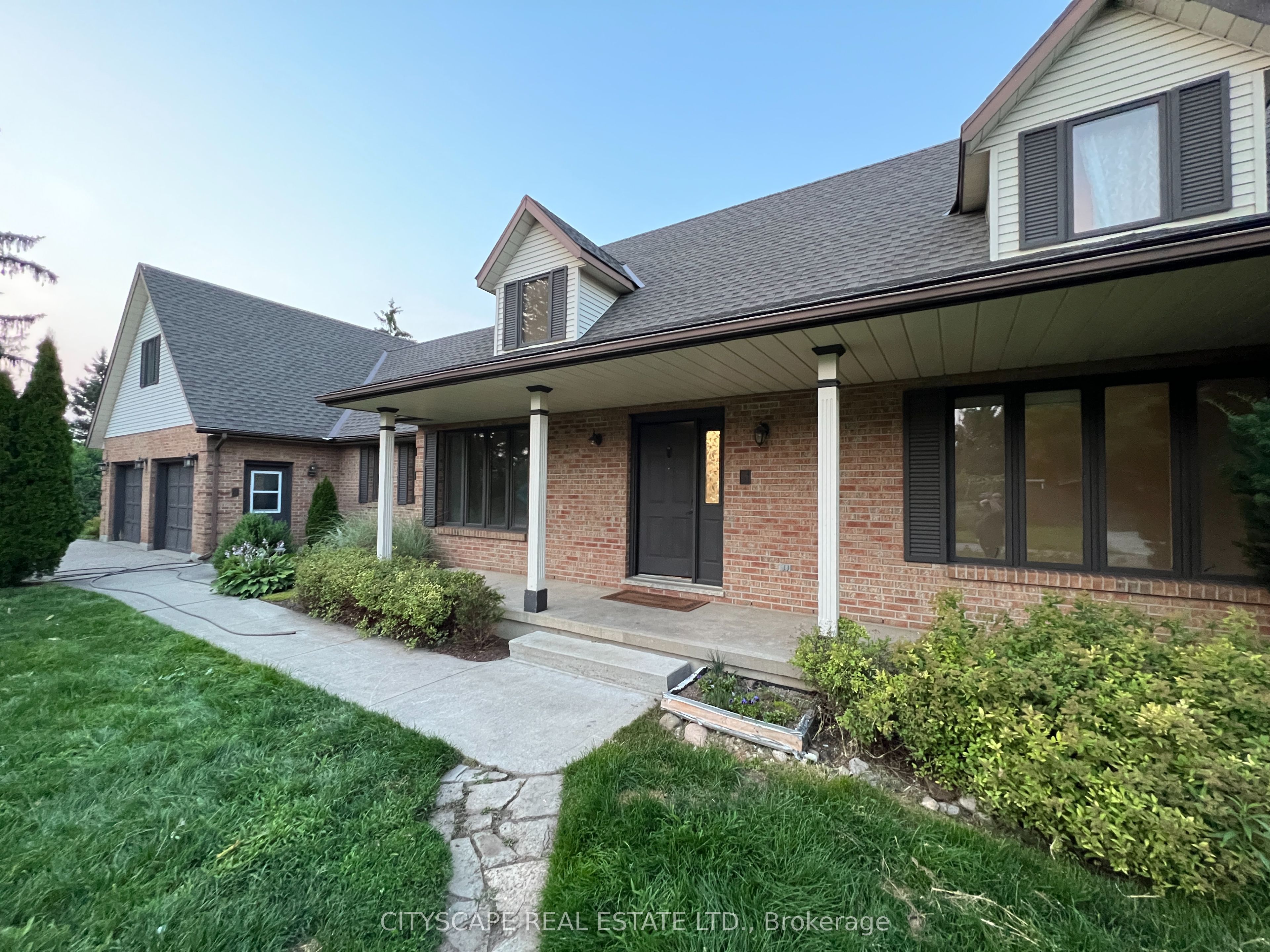 2361 Victoria Street N, Woolwich, ON N0B 1M0 photo 2