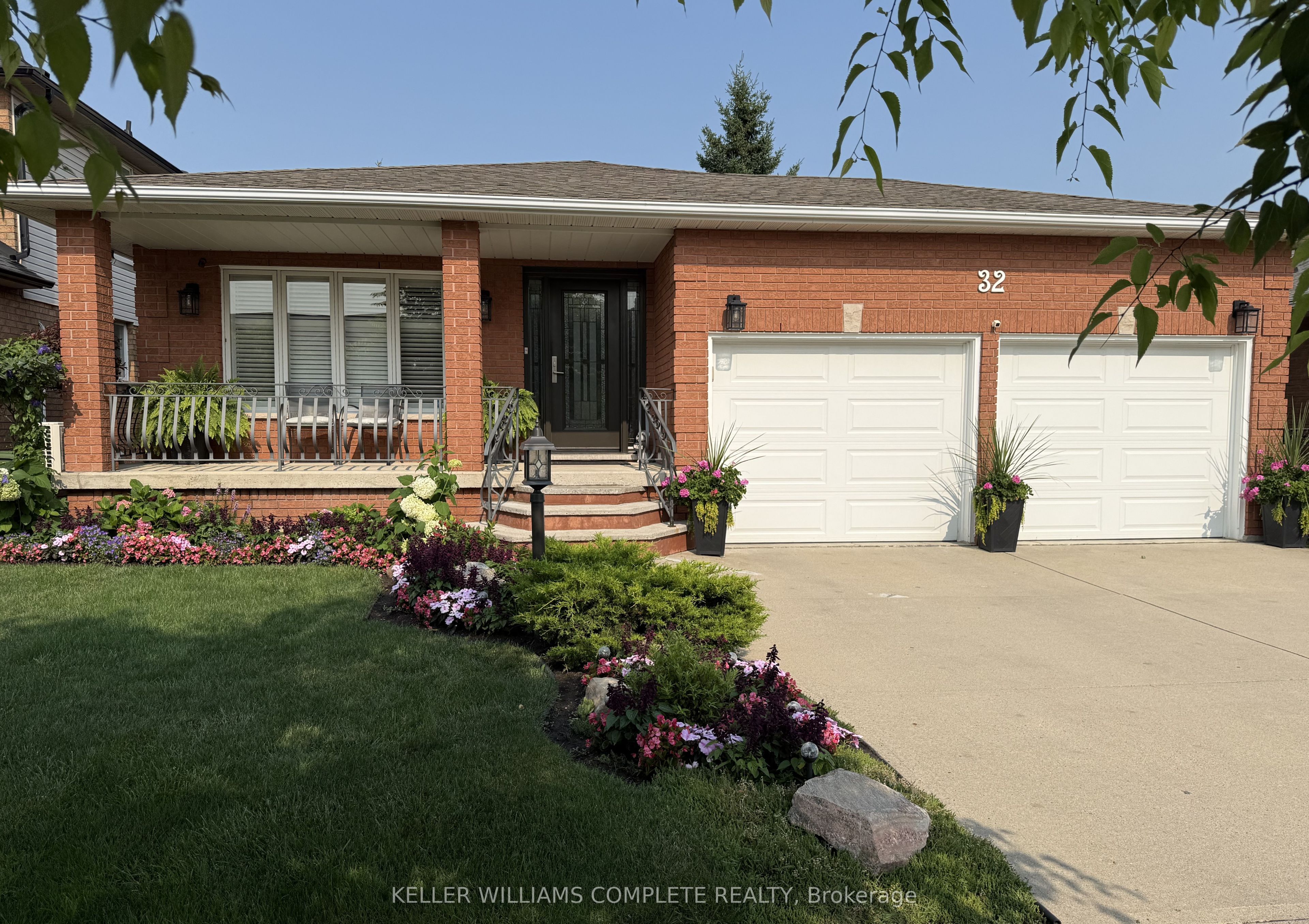 32 Highbury Drive, Hamilton, ON L8J 2T4 photo 3