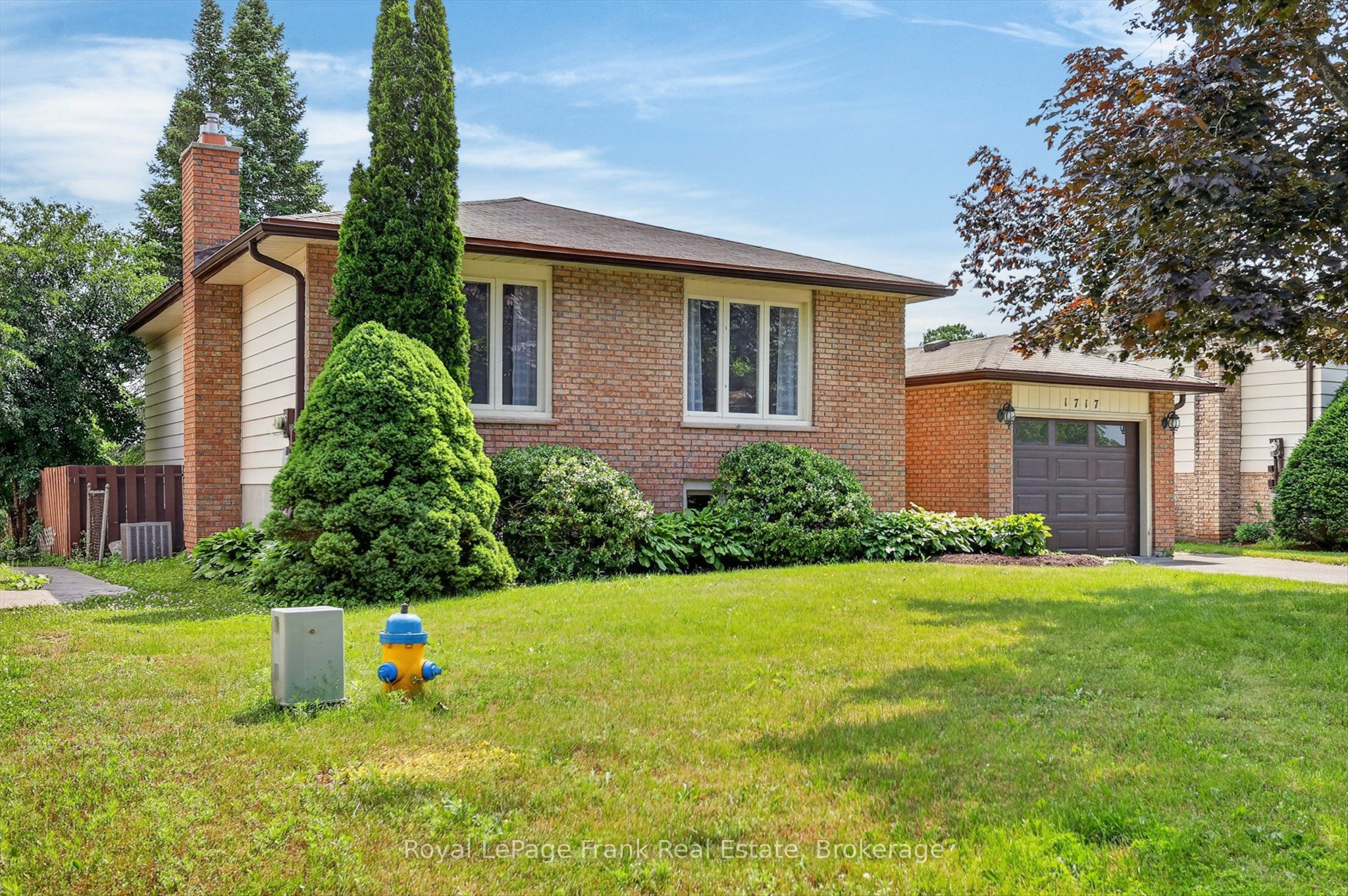 1717 Woodgrove Crescent, Peterborough, ON K9K 1N1