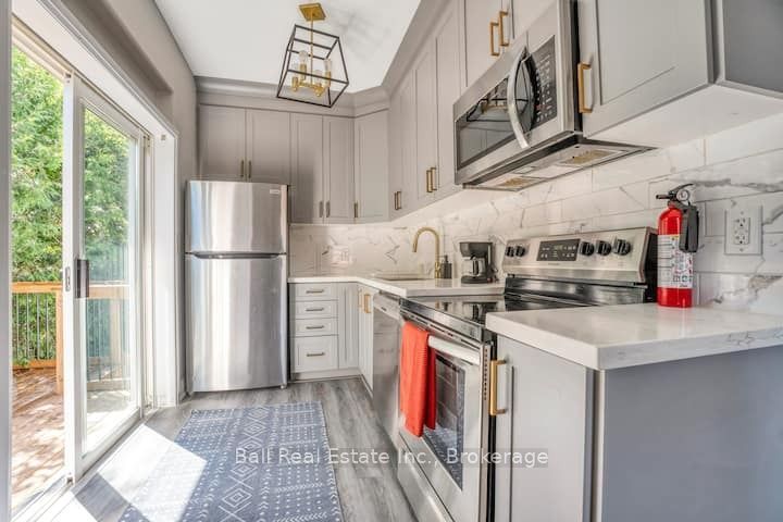 291 Stewart Street 4, Peterborough, ON K9J 3N2 photo 4