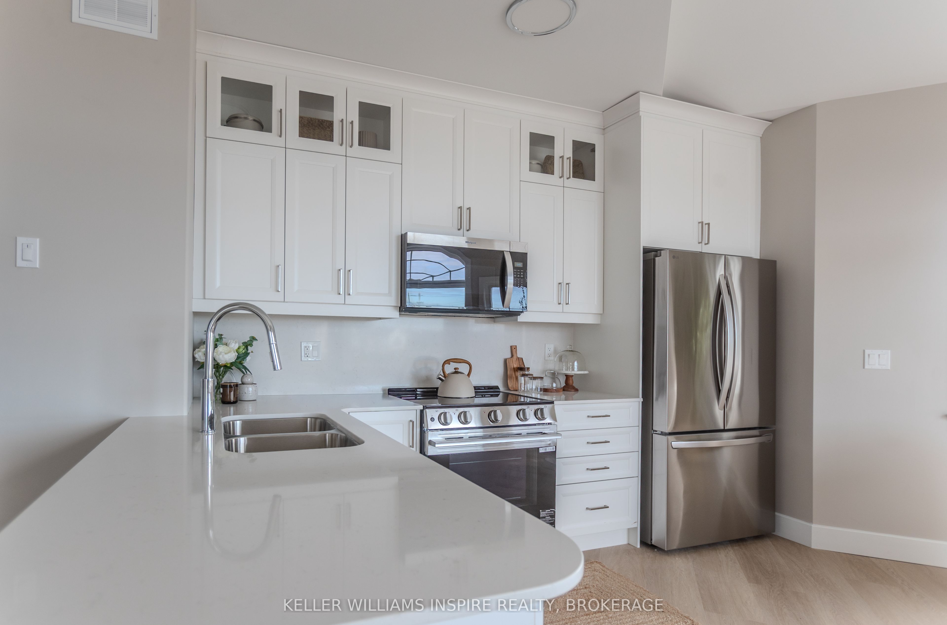34 CARLY Place, Loyalist, ON K7N 0G2 photo 4