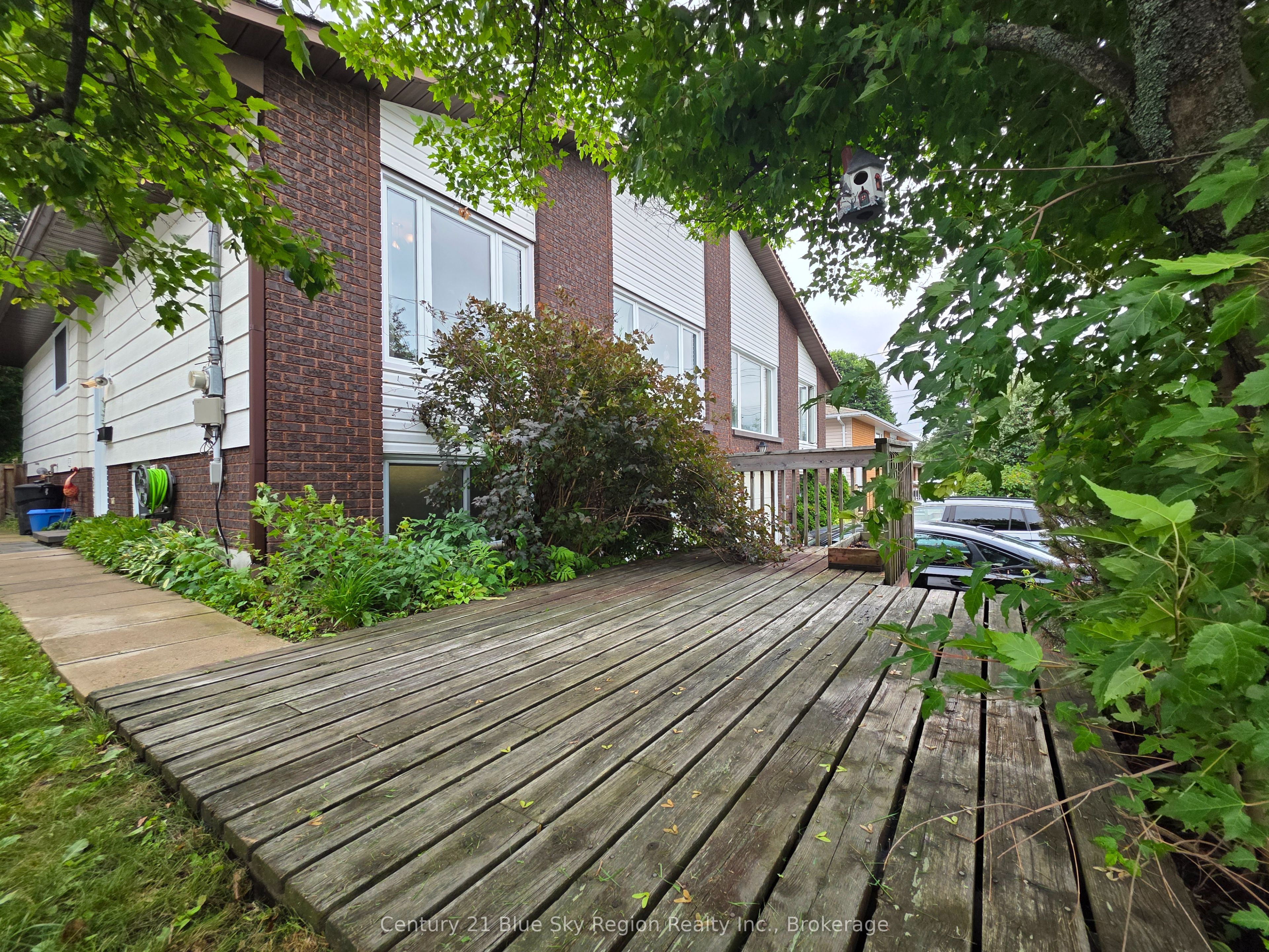 798 McKay Avenue, North Bay, ON P1B 7W3 photo 3