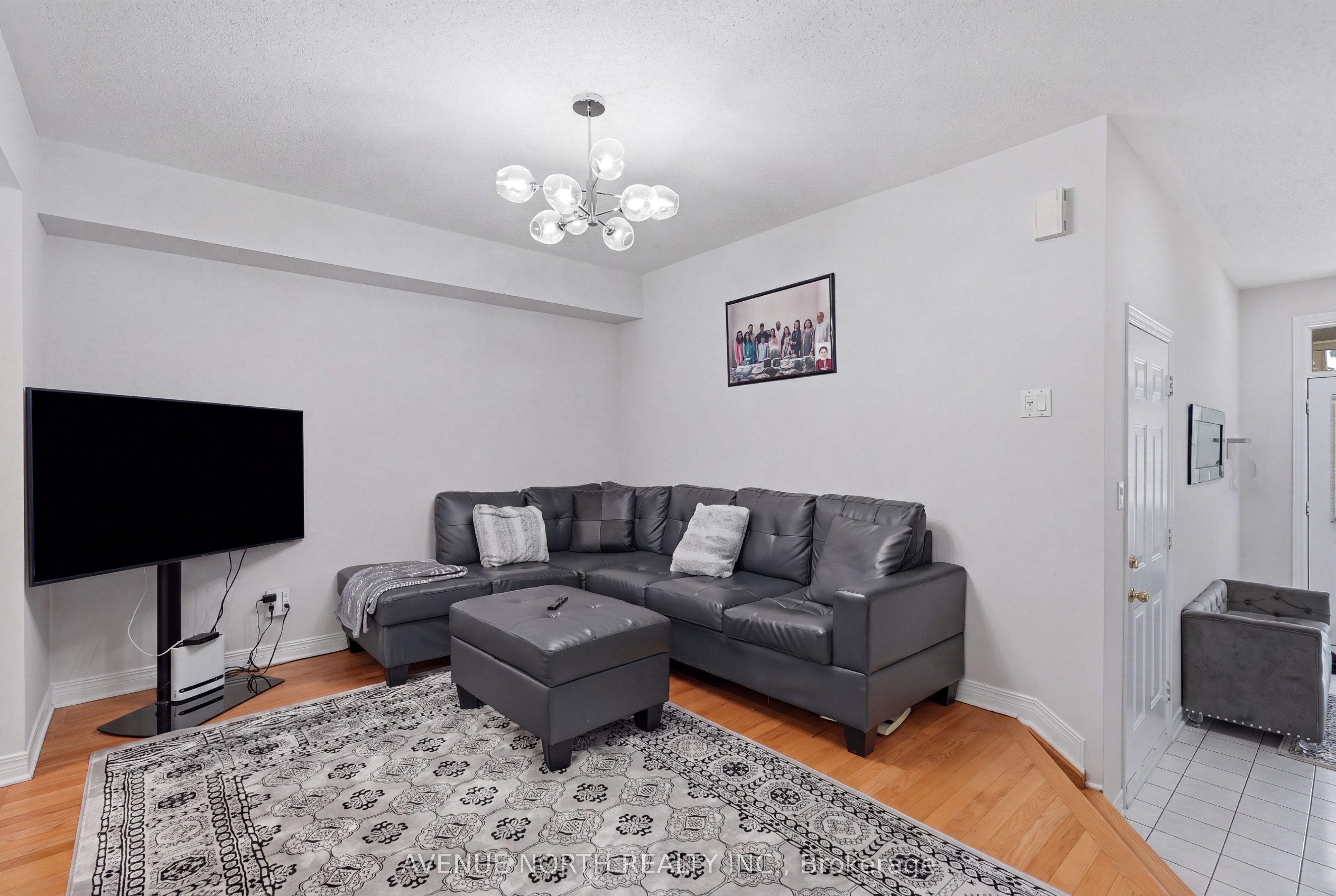 276 Windhurst Drive, Barrhaven, ON K2G 6G9 photo 4
