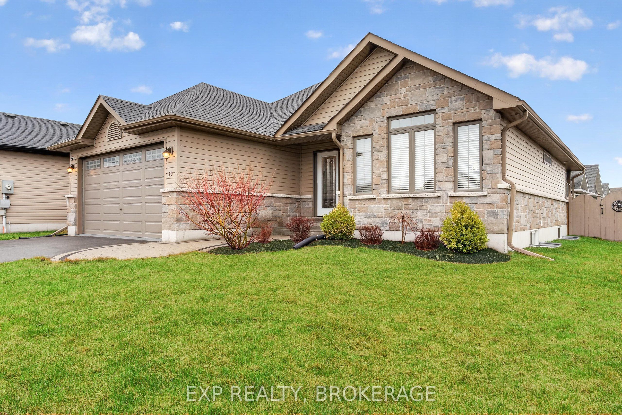 79 DEACON Place, Belleville, ON K8P 0G4 photo 2
