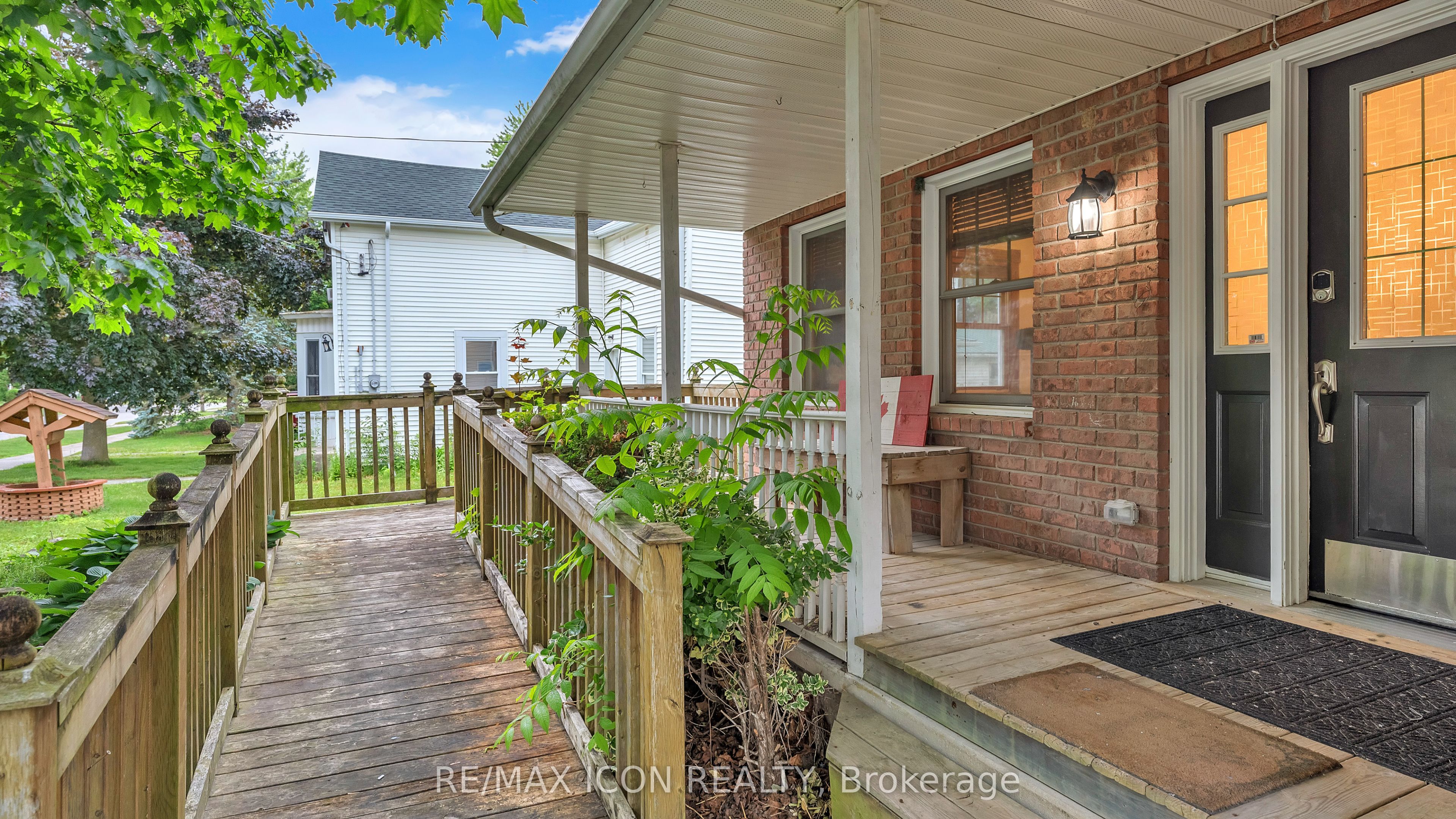 158 Broadway Street, North Middlesex, ON N0M 2K0 photo 5