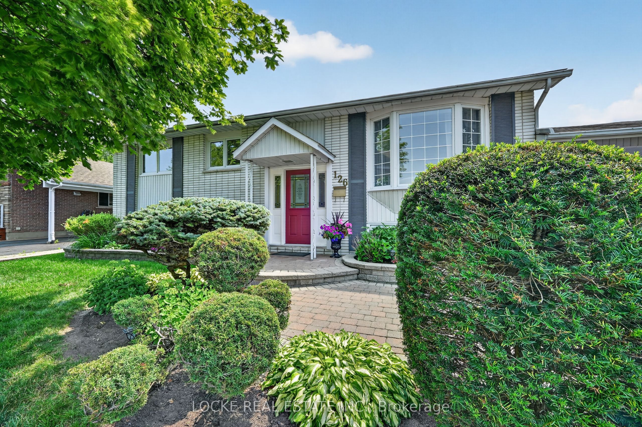 126 Juniper Street, Orleans - Cumberland and Area, ON K1E 1A4