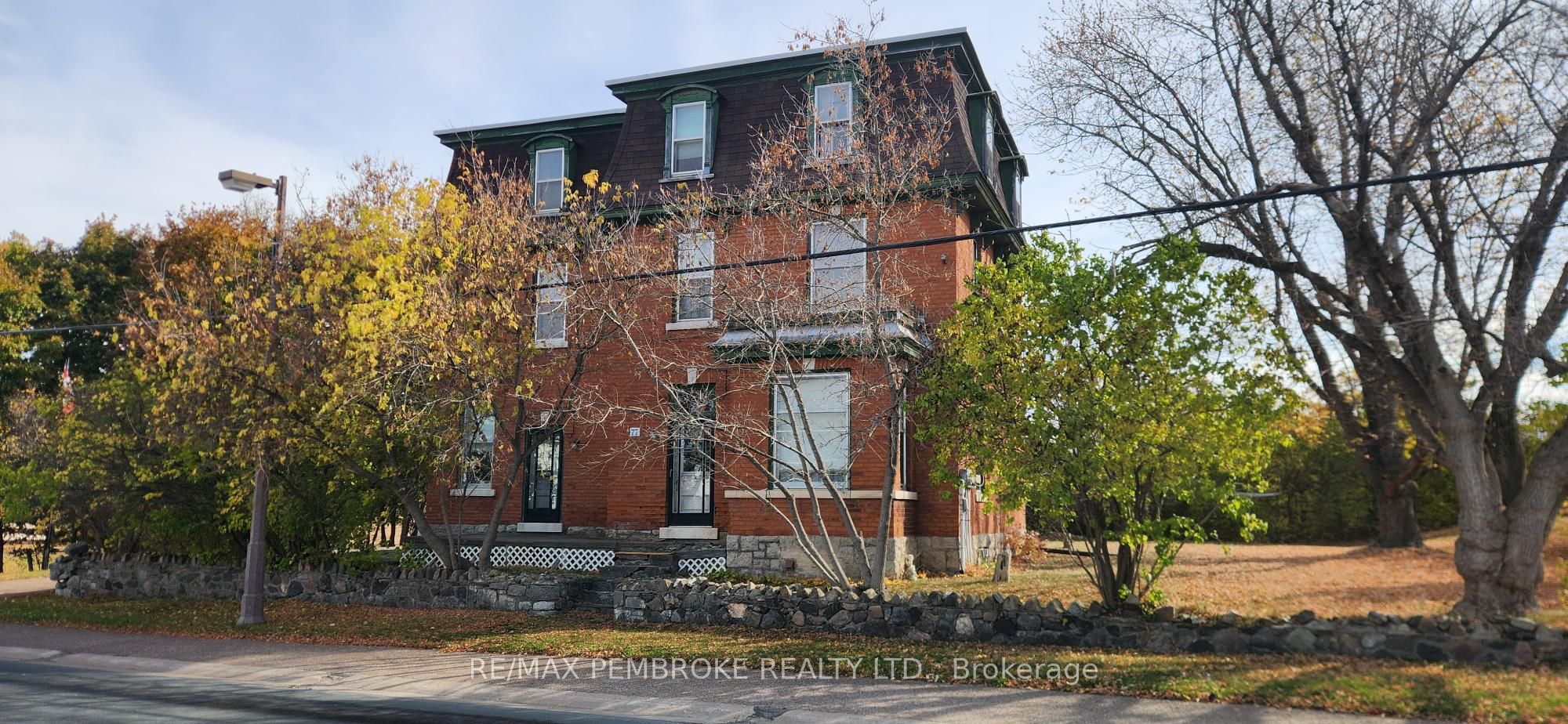 77 Main Street, Whitewater Region, ON K0J 1K0