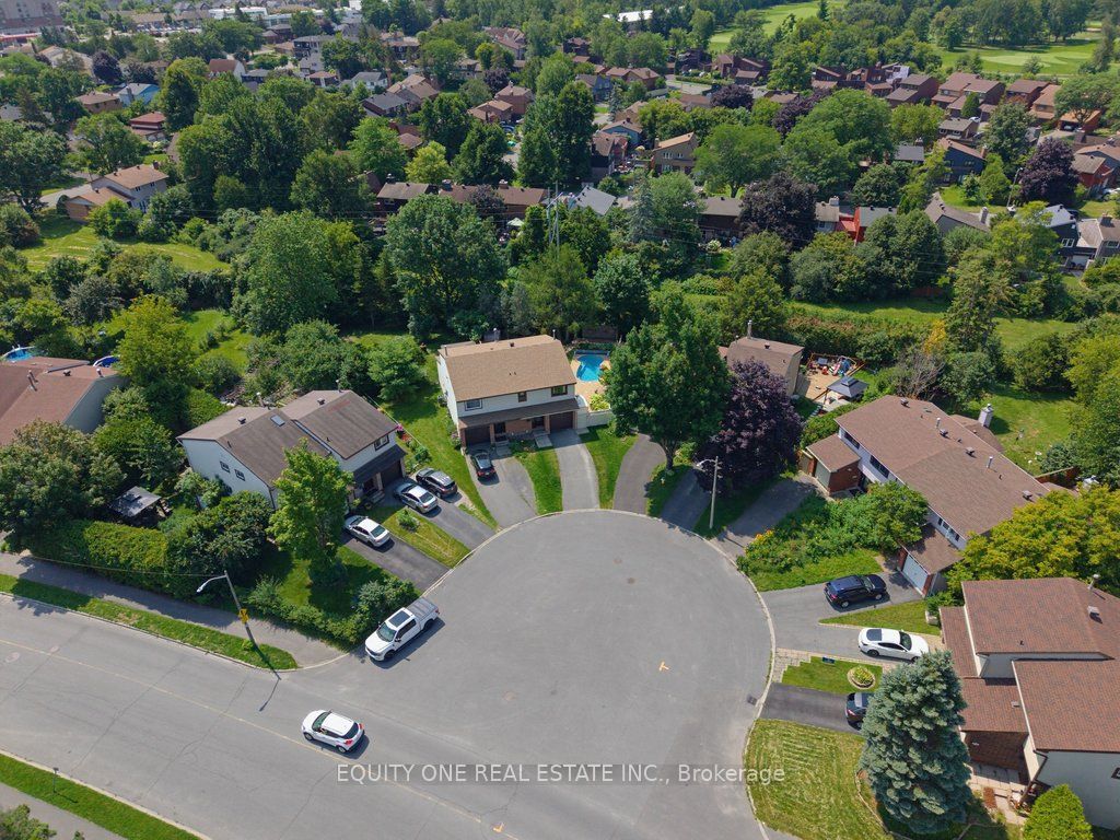 3380 Uplands Drive, Hunt Club - Windsor Park Village and Area, ON K1V 0E3 photo 4