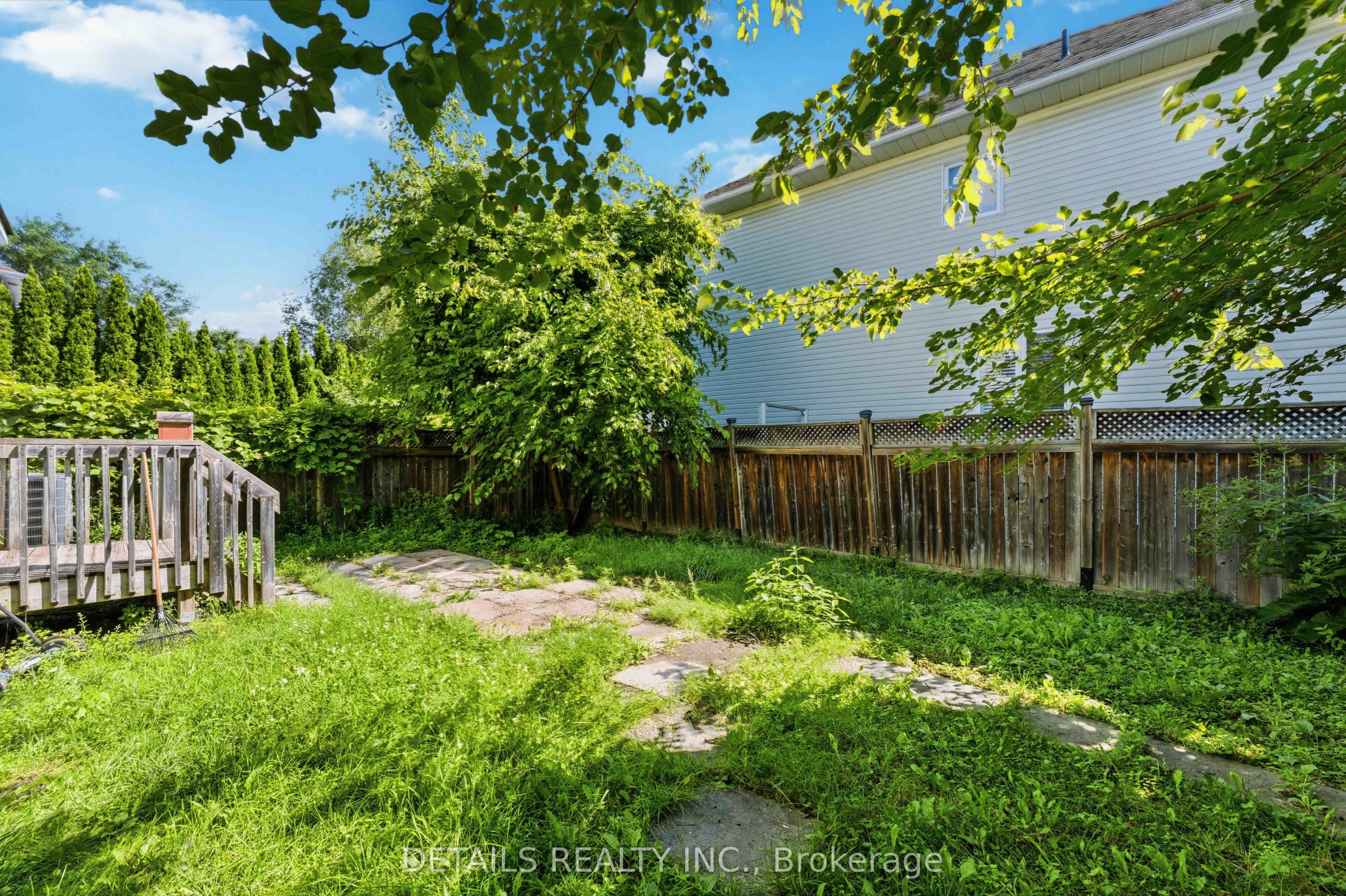 3 Gateshead Avenue, Kanata, ON K2K 2G3 photo 3