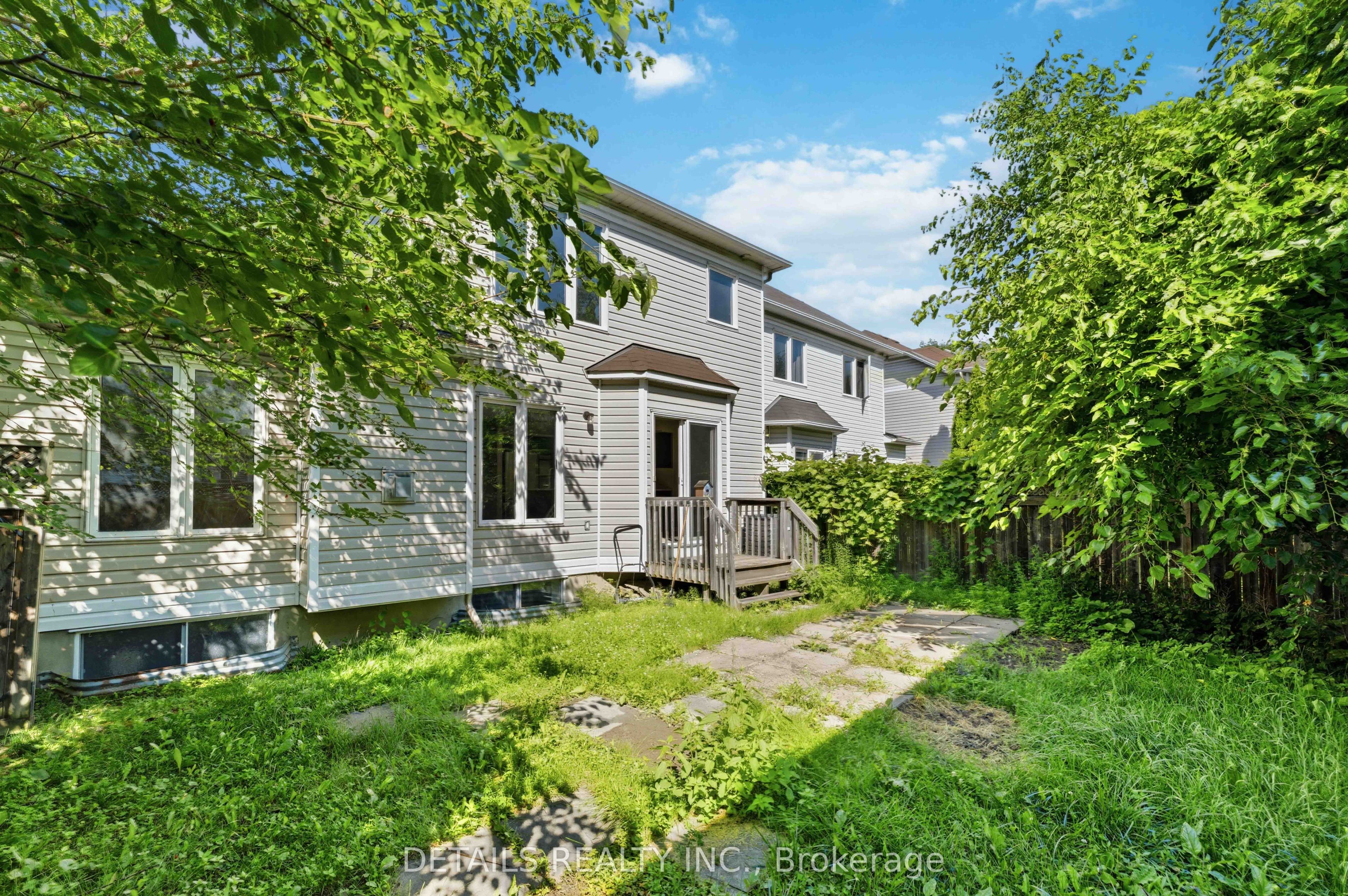 3 Gateshead Avenue, Kanata, ON K2K 2G3 photo 4