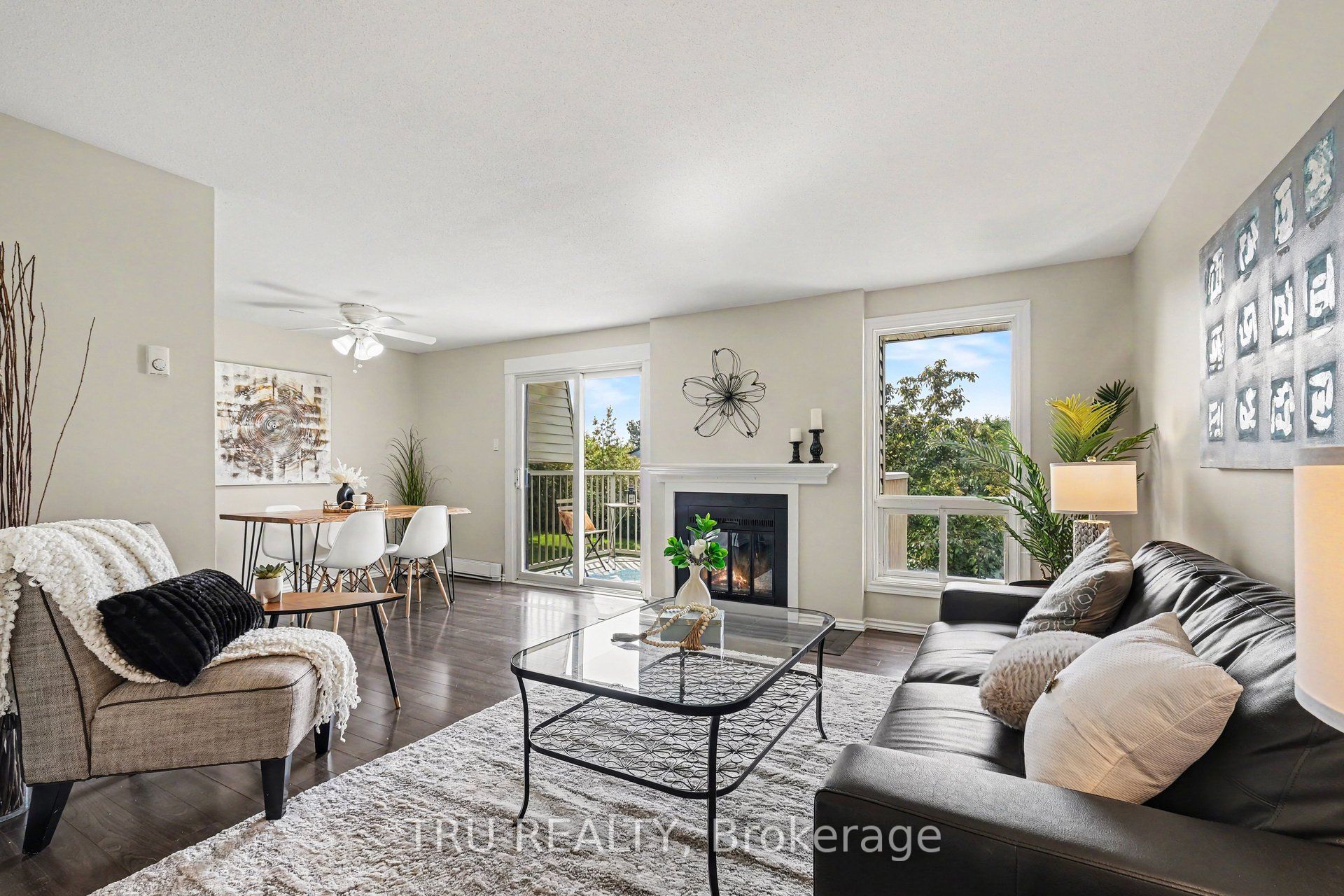 22 Sweetbriar Circle 8, Barrhaven, ON K2J 2K4 photo 5