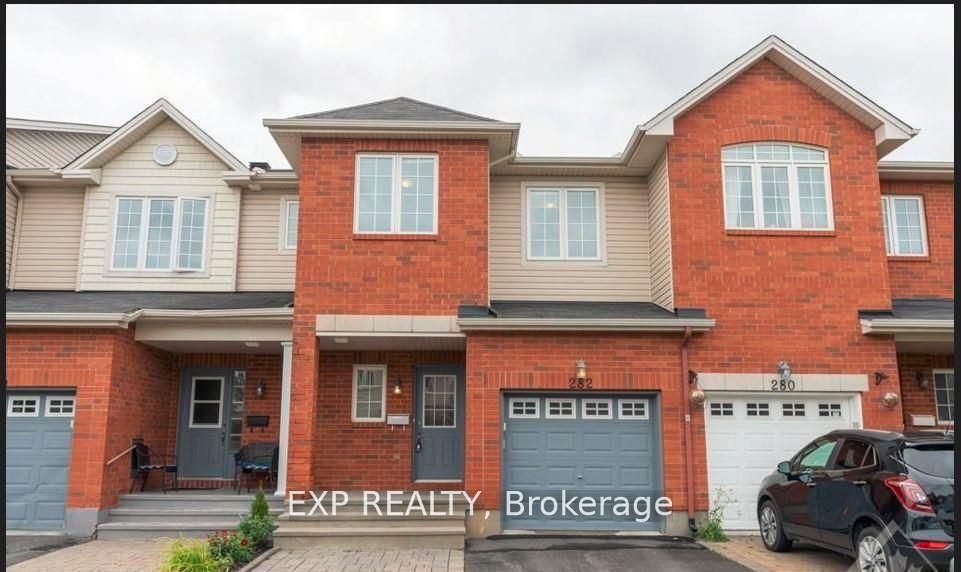 282 Macoun Circle, Hunt Club - South Keys and Area, ON K1T 0H9 photo 2