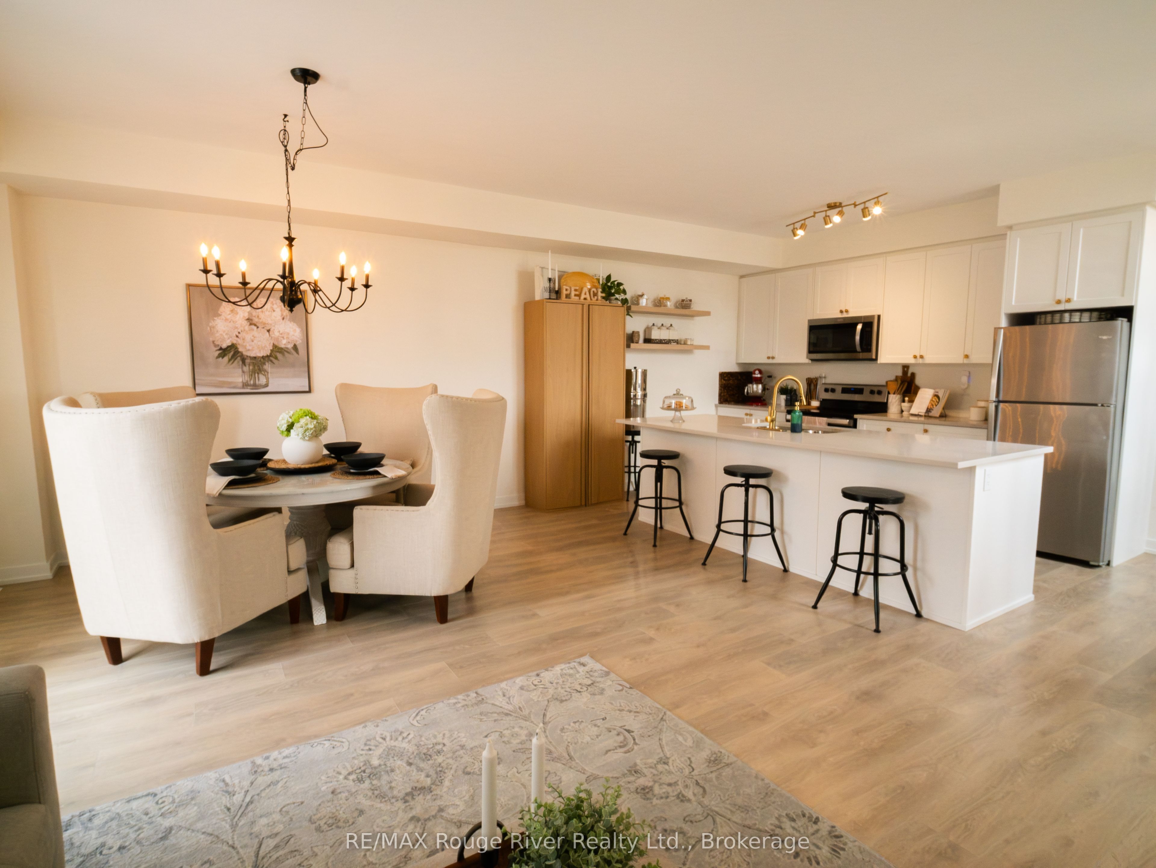 160 Densmore Road W 19, Cobourg, ON K9A 0X8 photo 4