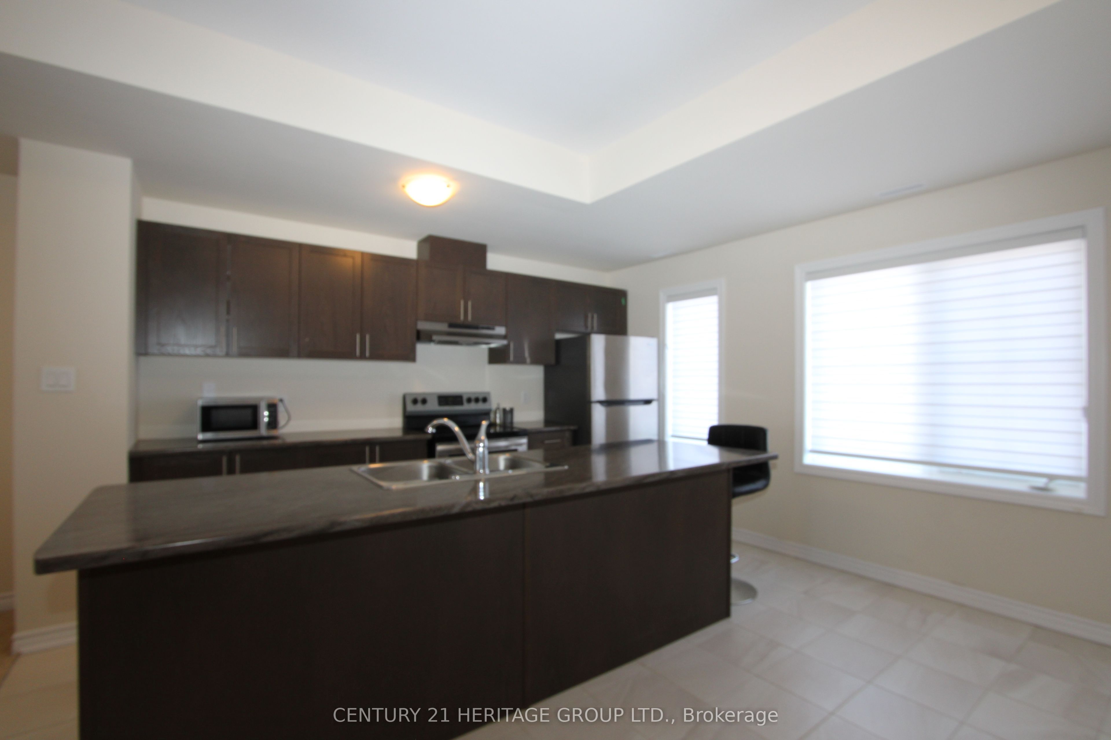 677 Park Road N 13, Brantford, ON N3R 0A2 photo 4