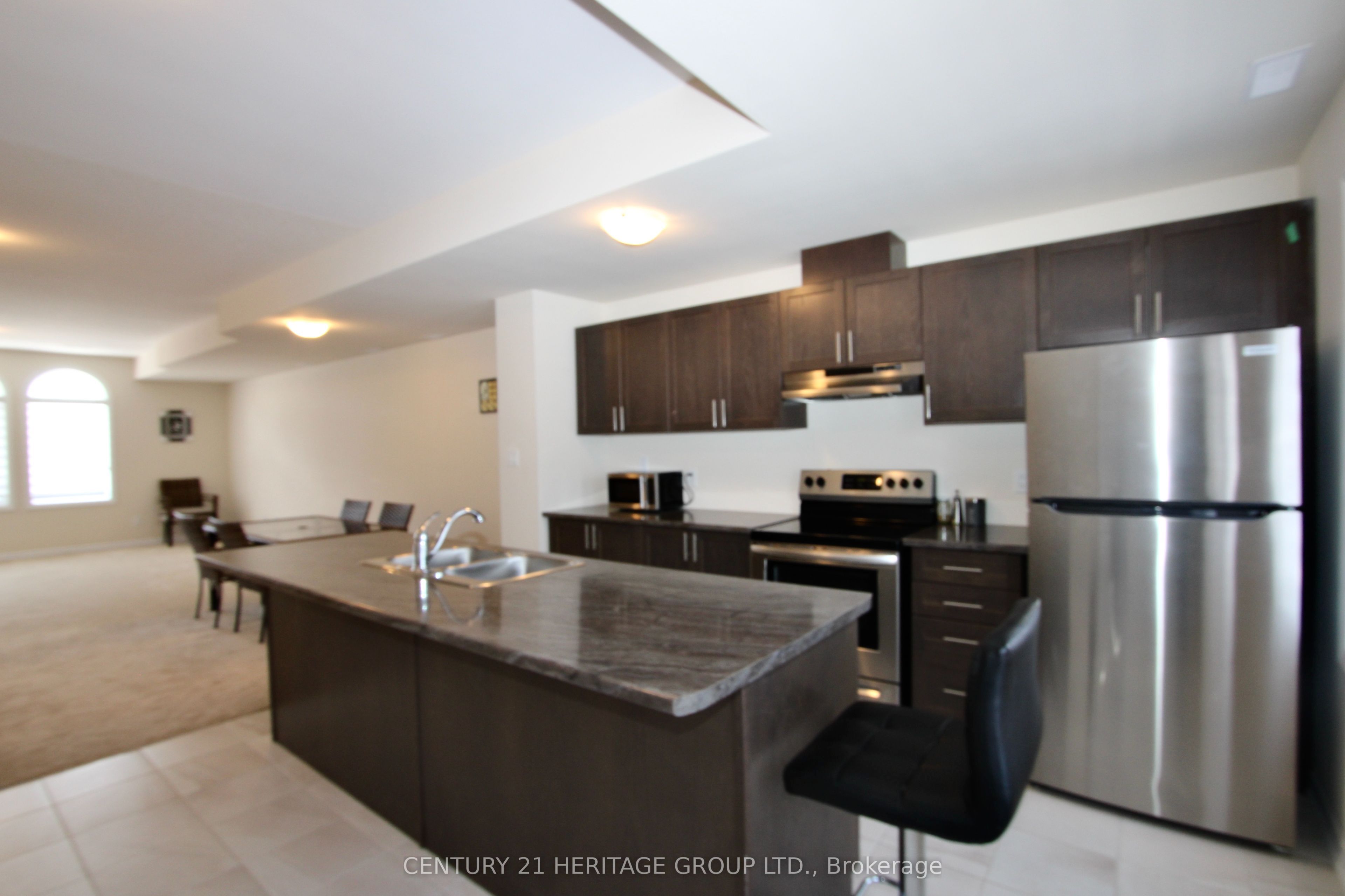 677 Park Road N 13, Brantford, ON N3R 0A2 photo 5