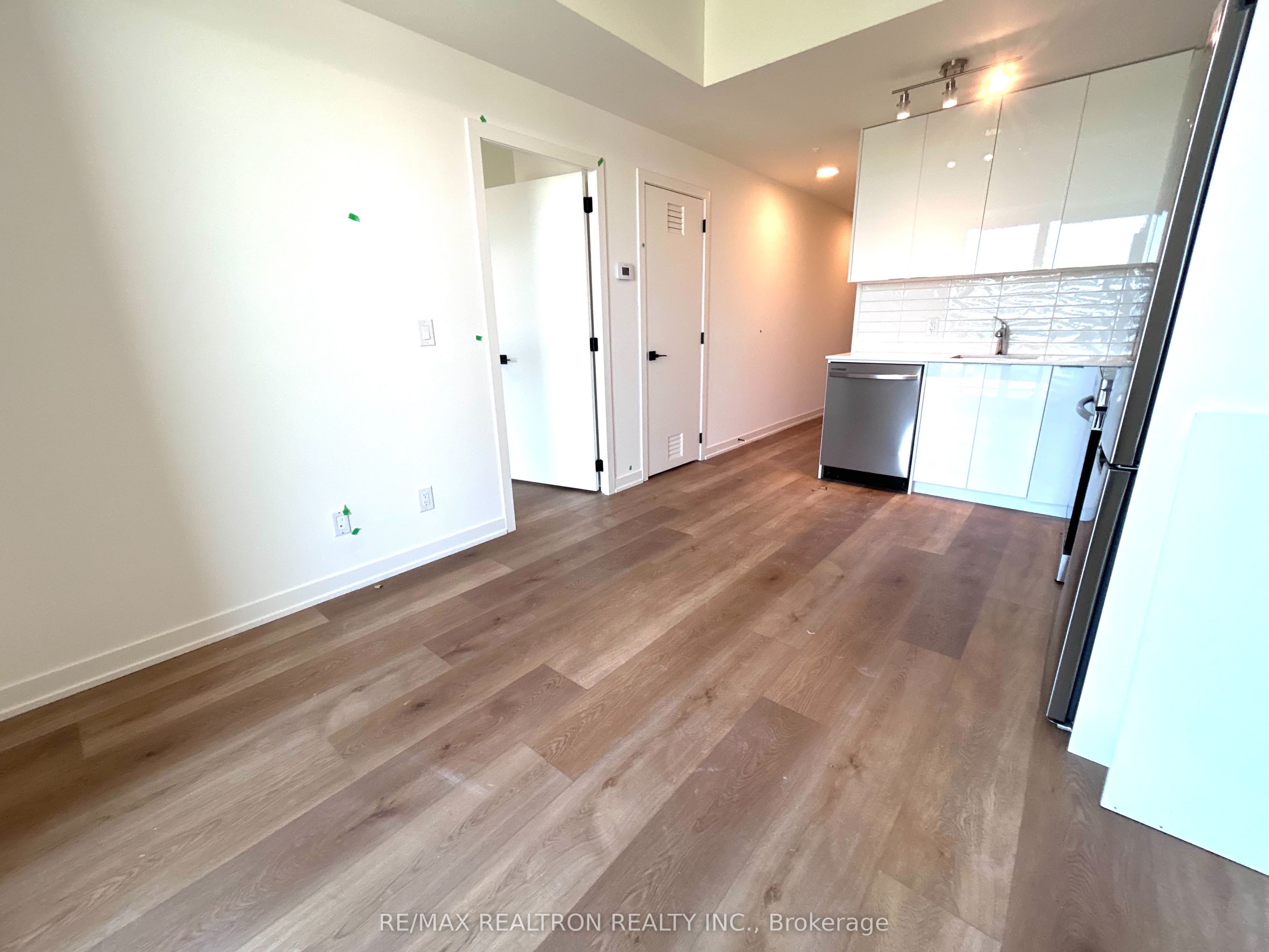 33 Erie Avenue, Brantford, ON N3S 0K7 photo 4