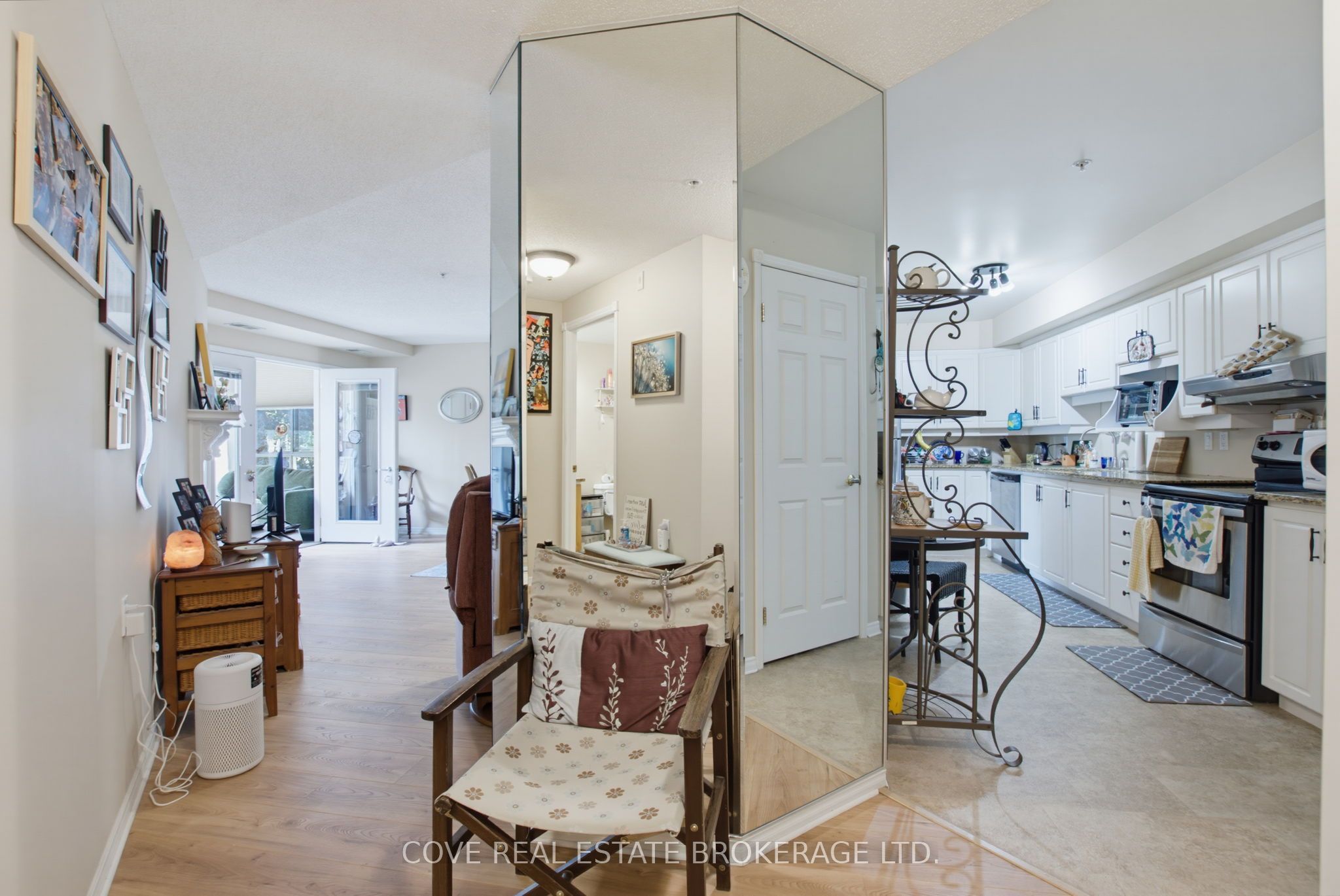 511 Gainsborough Road 203, London North, ON N6G 4Z5 photo 4