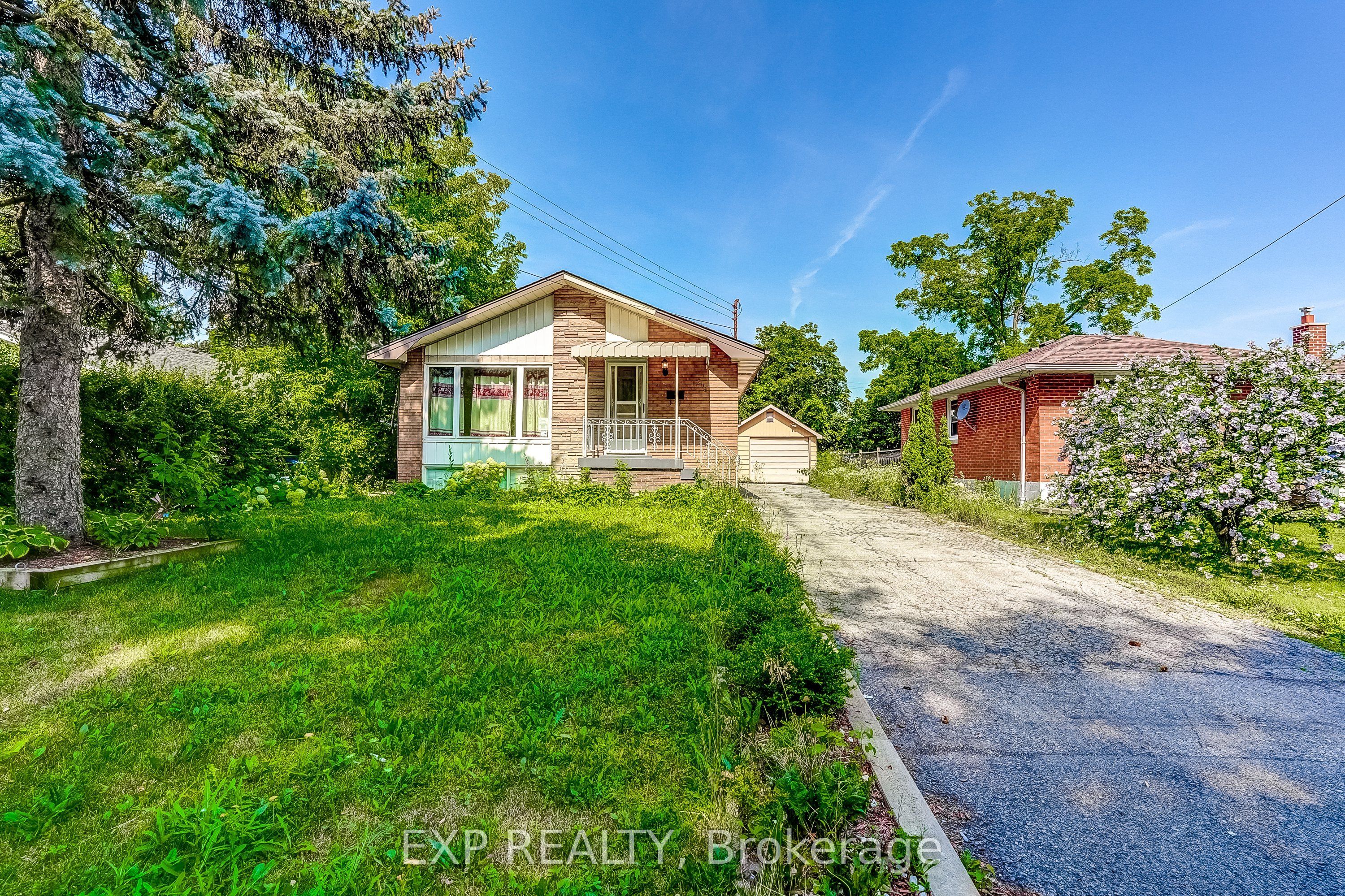 208 West 19th Street, Hamilton, ON L9C 4J2 photo 2