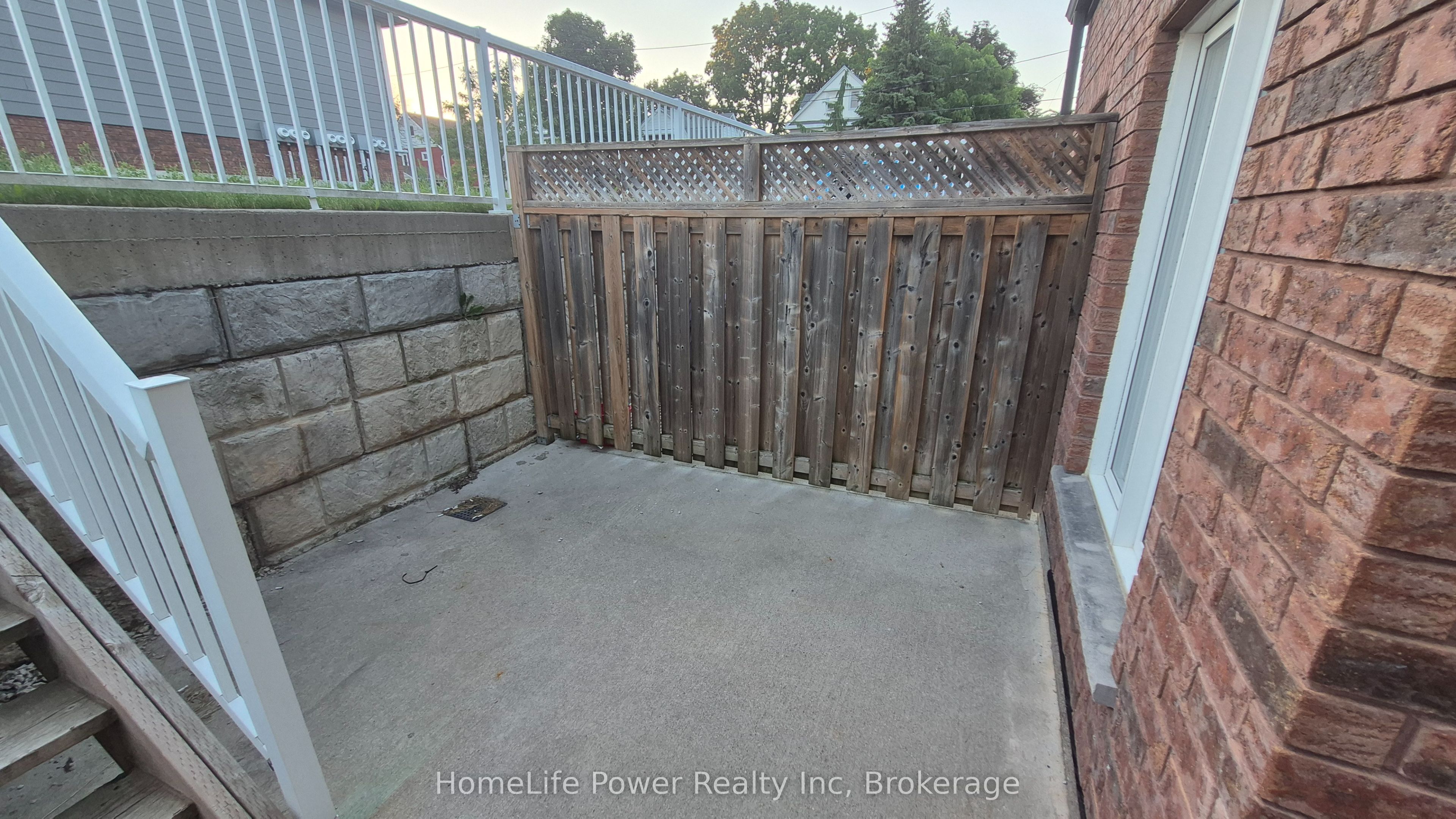225 Riddell Street 22, Woodstock, ON N4S 6N2 photo 4