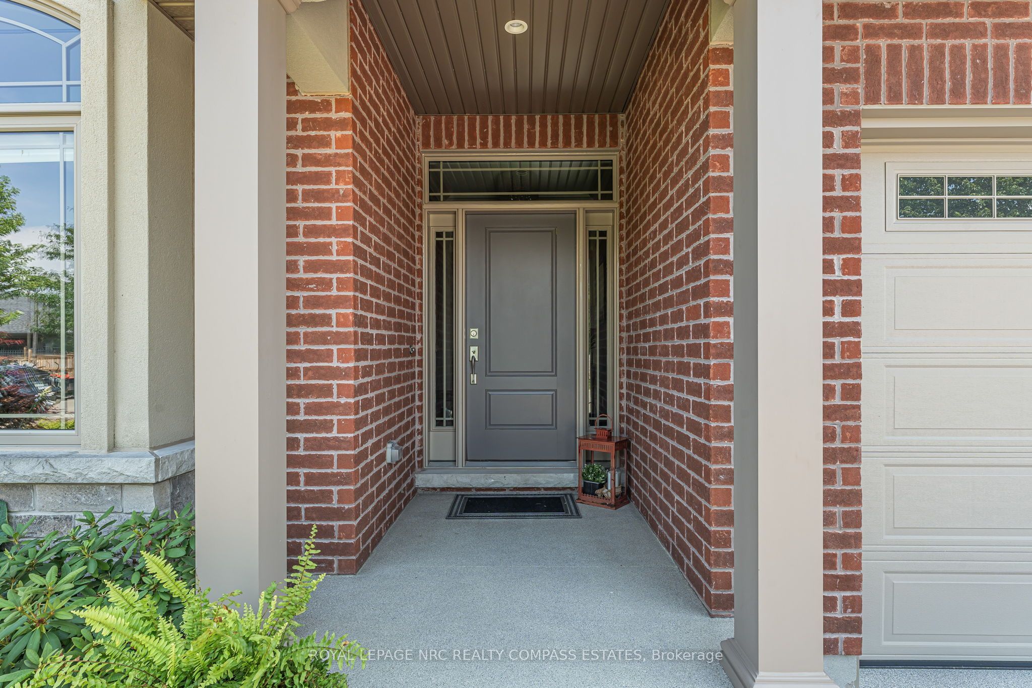 104 Brookhaven Court, Welland, ON L3C 0A4 photo 3