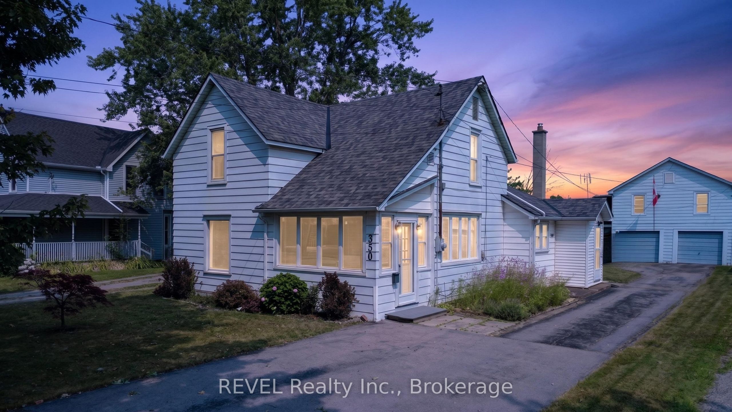 350 Phipps Street, Fort Erie, ON L2A 2V8 photo 2