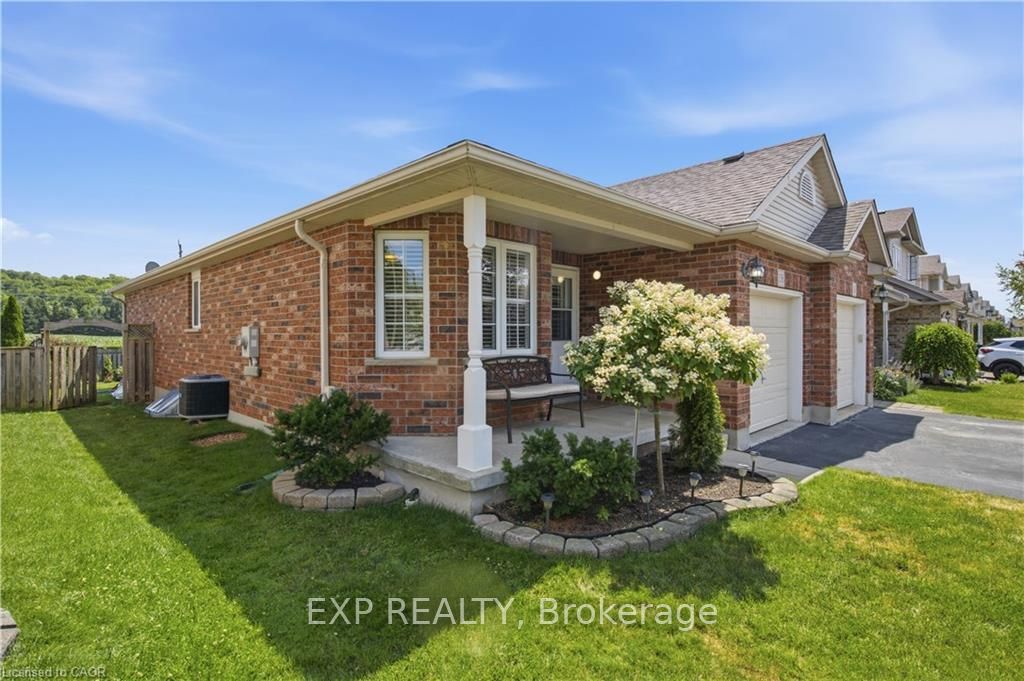 138 Stiefelmeyer Crescent, Wilmot, ON N3A 4L4 photo 2