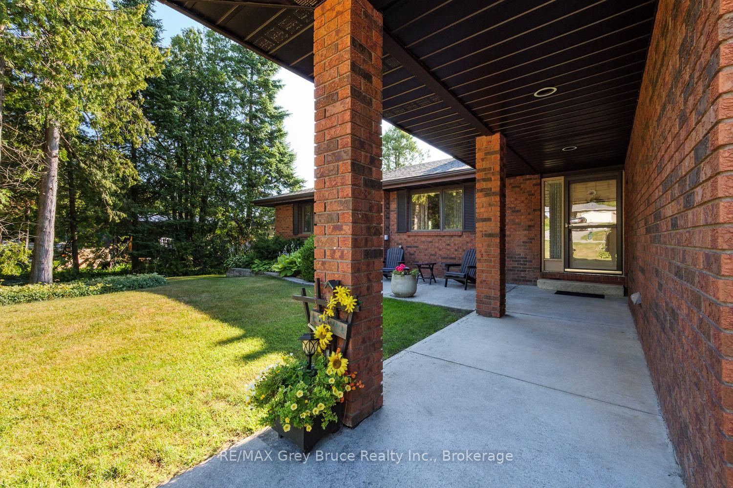 491 Balmy Beach Road, Georgian Bluffs, ON N4K 5N4 photo 5