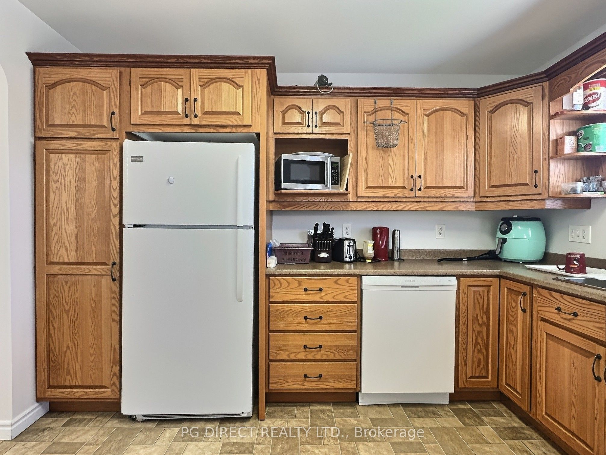 233 Fruitland Road, Hamilton, ON L8E 5J8 photo 5
