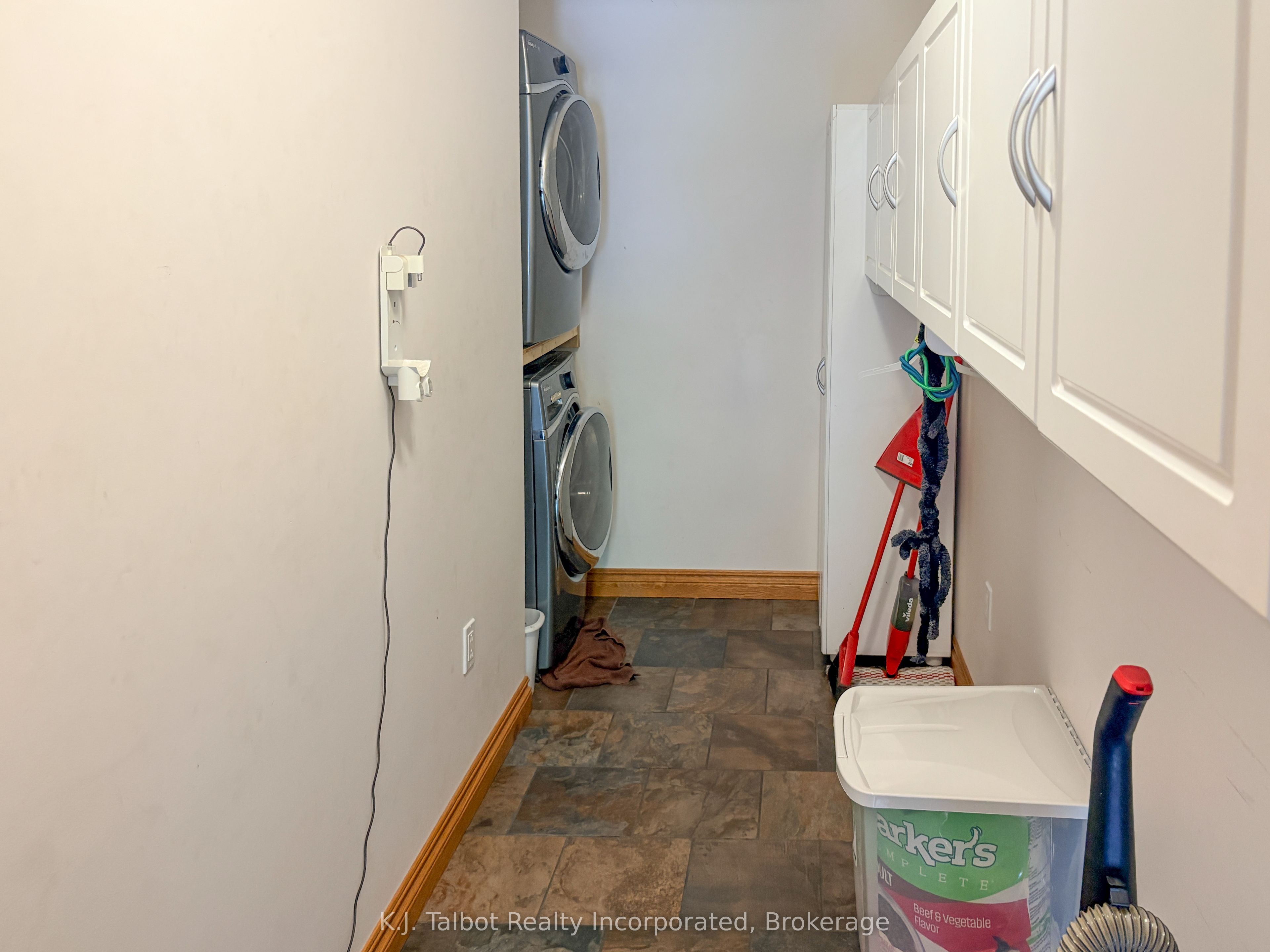 342 John Street, Goderich, ON N7A 4B3 photo 5