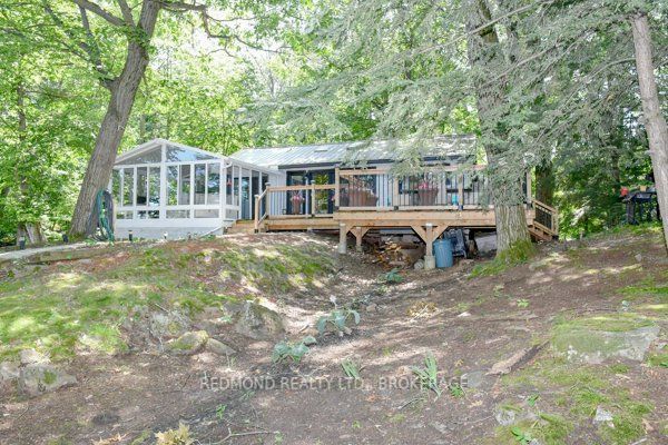 114 Prince Regent Island, Leeds and the Thousand Islands, ON K0E 1L0
