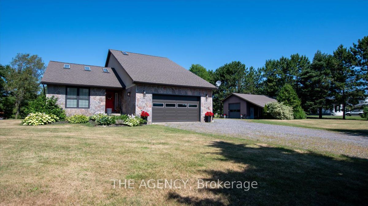 411 Champagne Road, West Nipissing, ON P2B 2L9 photo 3
