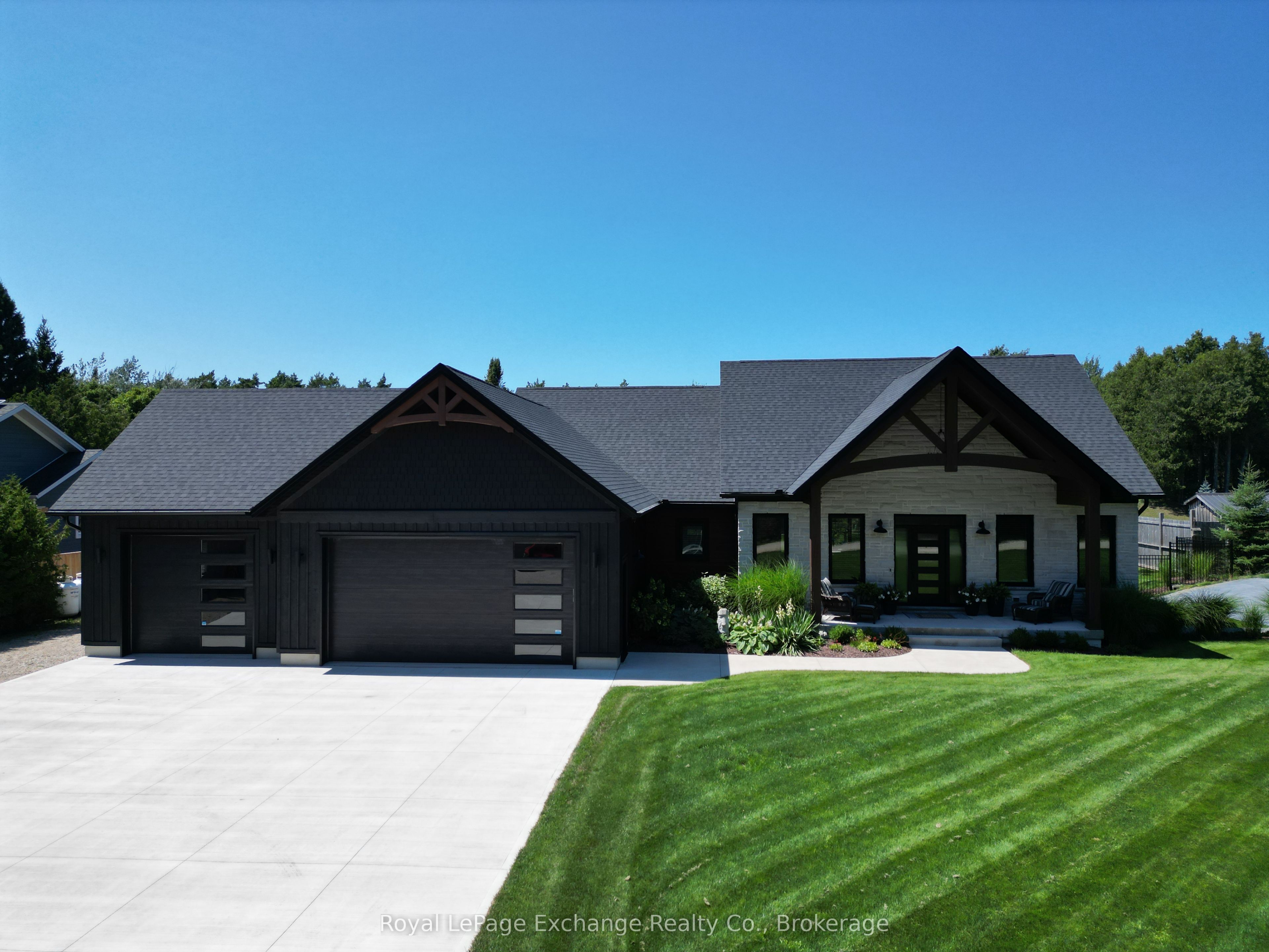 13 Robbie Lane, Kincardine, ON N0G 2T0
