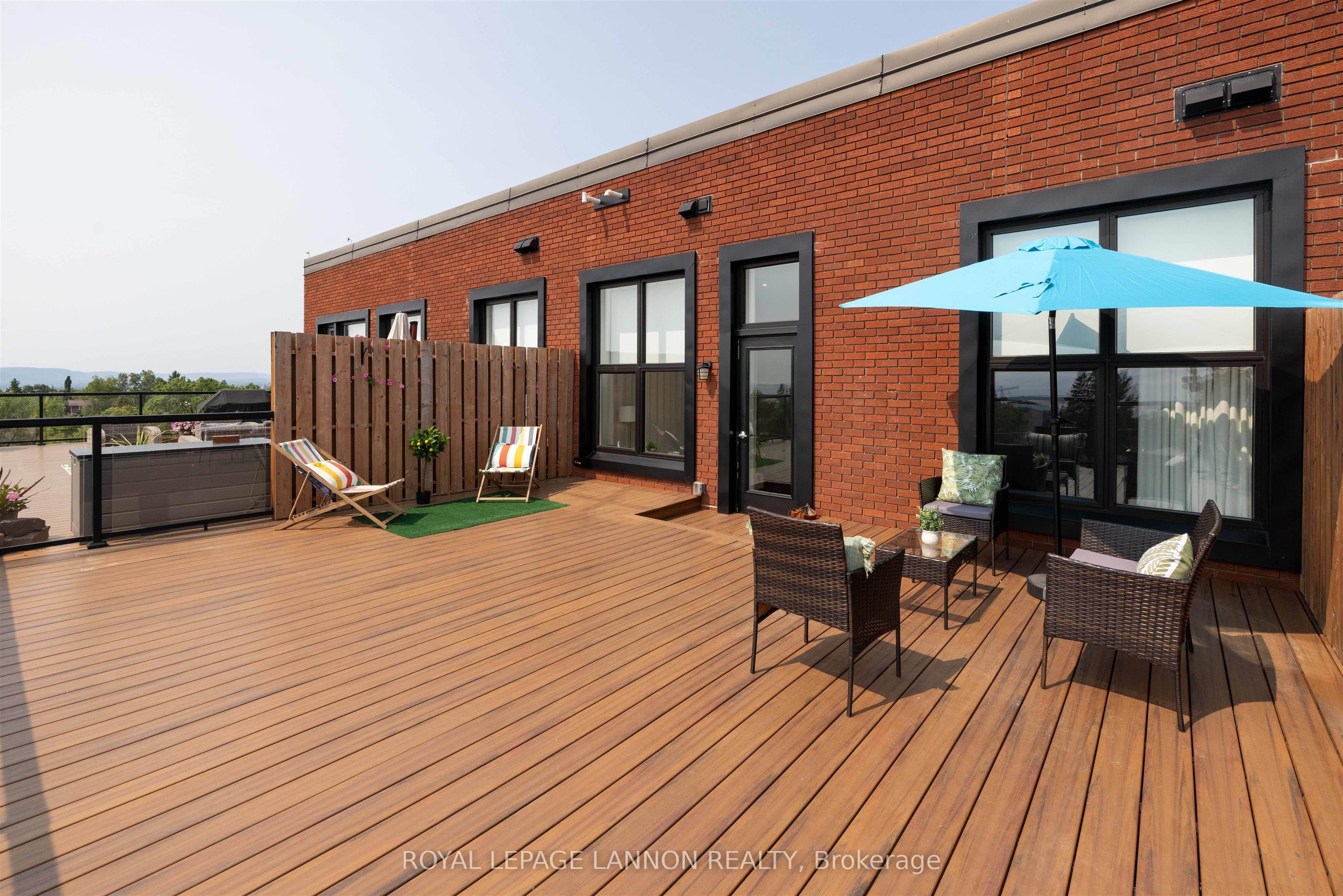96 High Street N 3414, Thunder Bay, ON P7A 5R3 photo 4