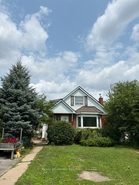 1031 Fennell Avenue E 2, Hamilton, ON L8T 1R5 photo 2