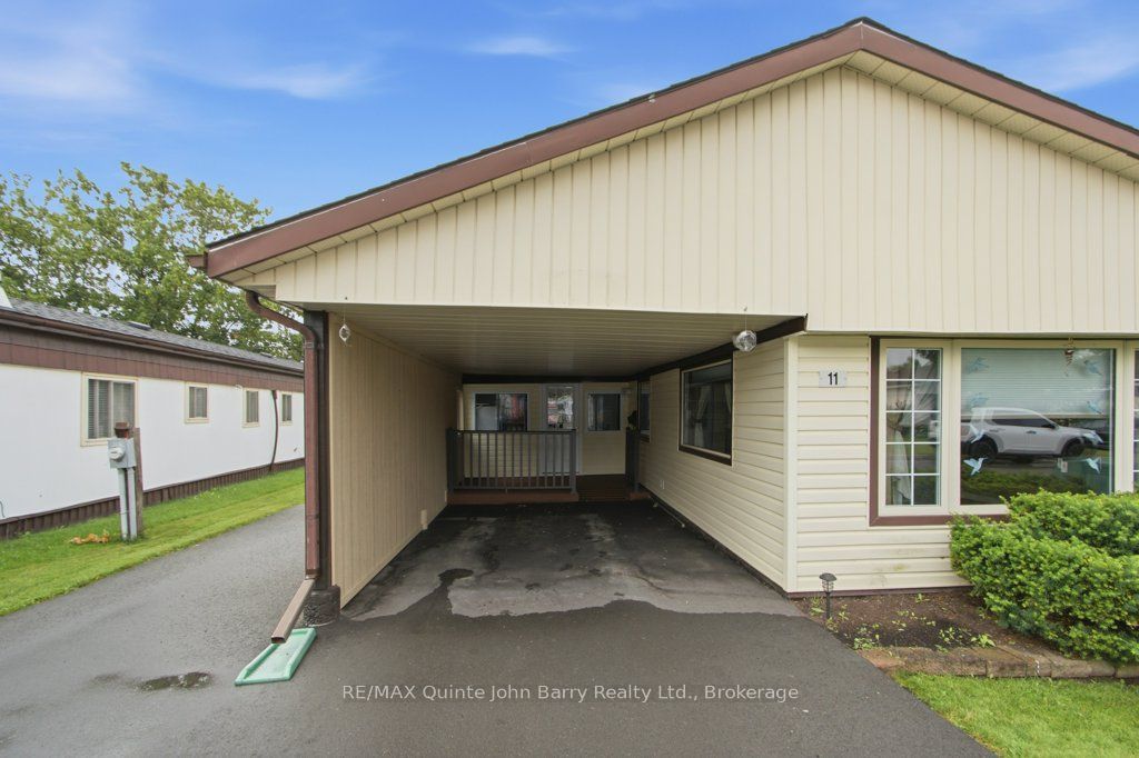 11 Killdeer Lane, Belleville, ON K8N 4Z3 photo 3