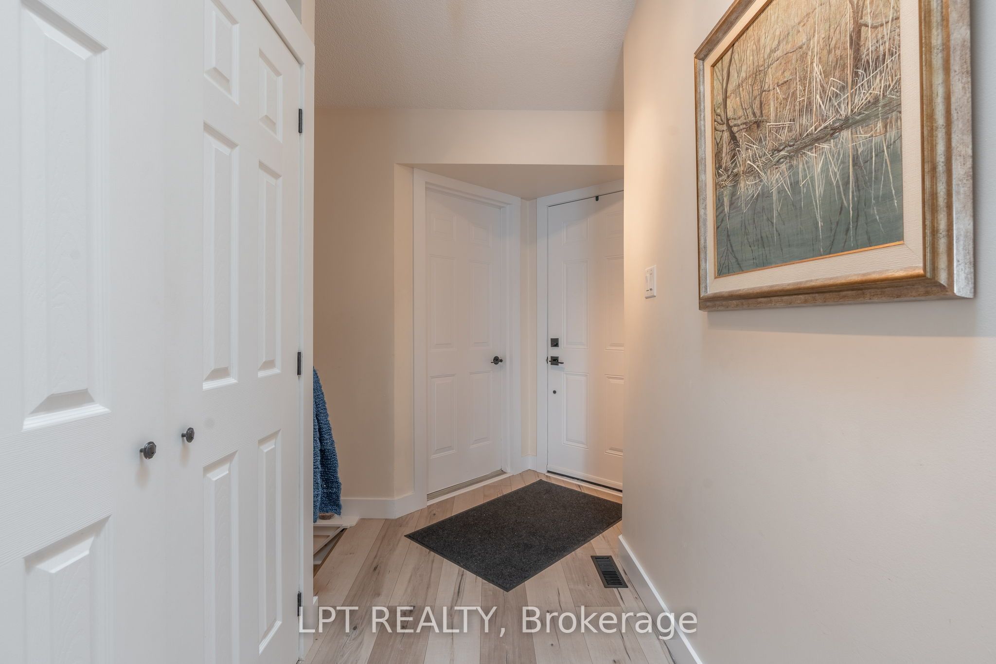 90 Ontario St Street S 20, Lambton Shores, ON N0M 1T0 photo 4
