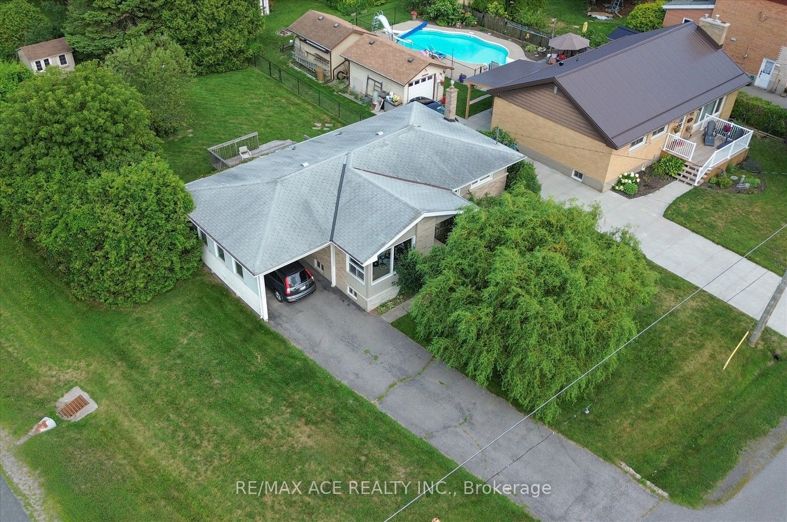 18 Heneage Street, Port Hope, ON L1A 3P7 photo 2