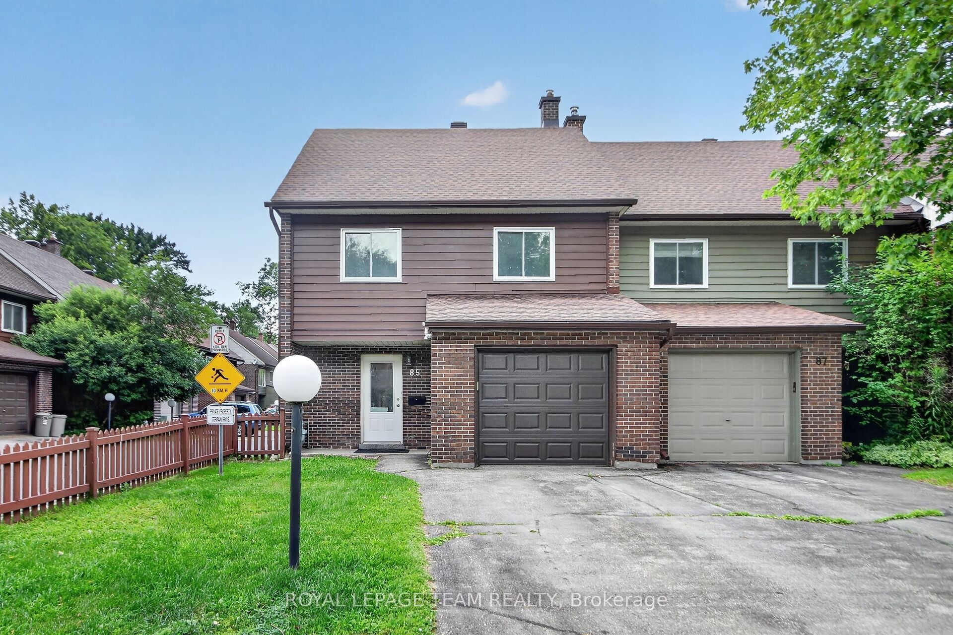 85 Glen Park Drive, Blackburn Hamlet, ON K1B 3Z1 photo 2