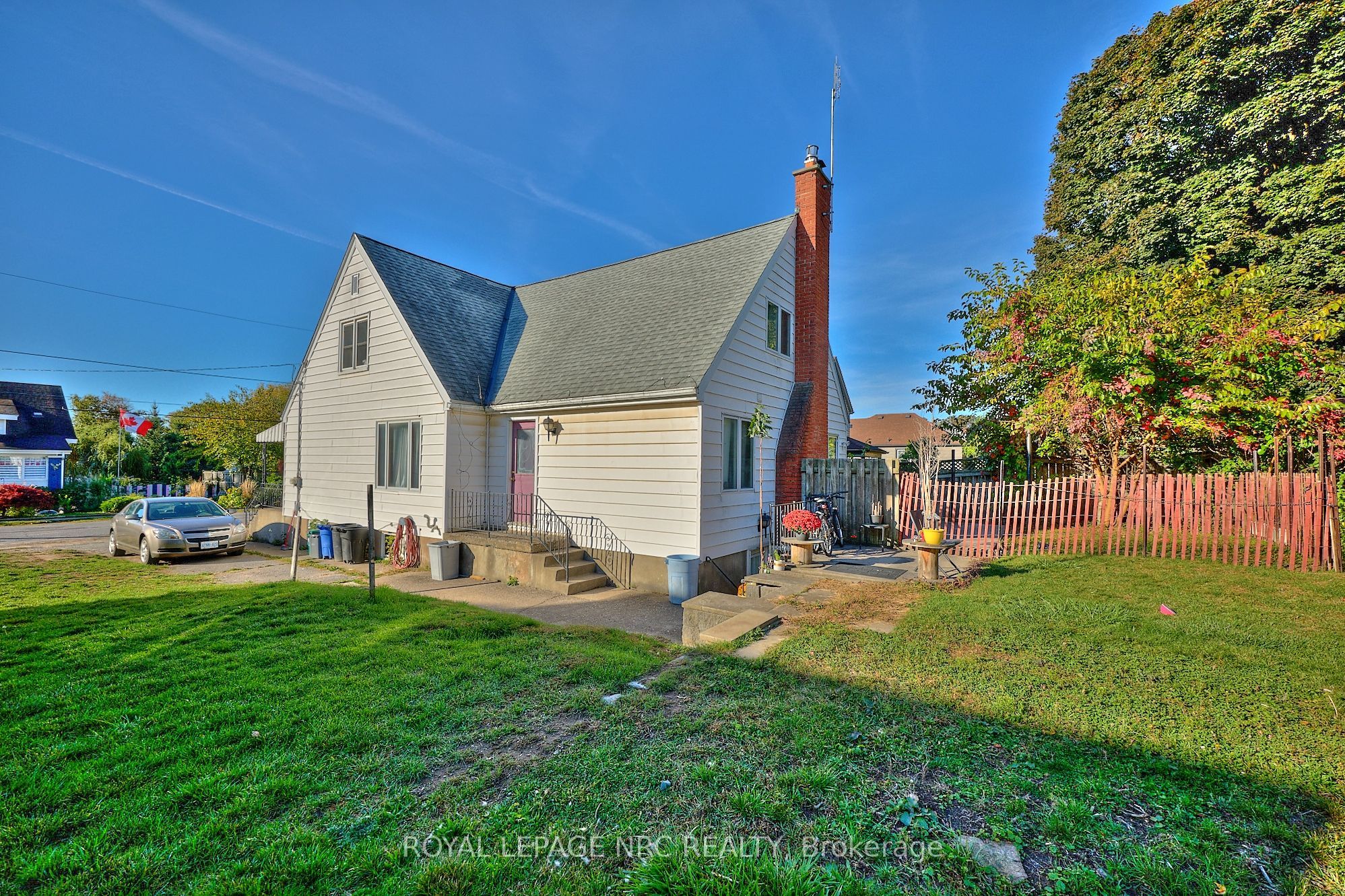 6437 Barker Street, Niagara Falls, ON L2G 1Y6 photo 3