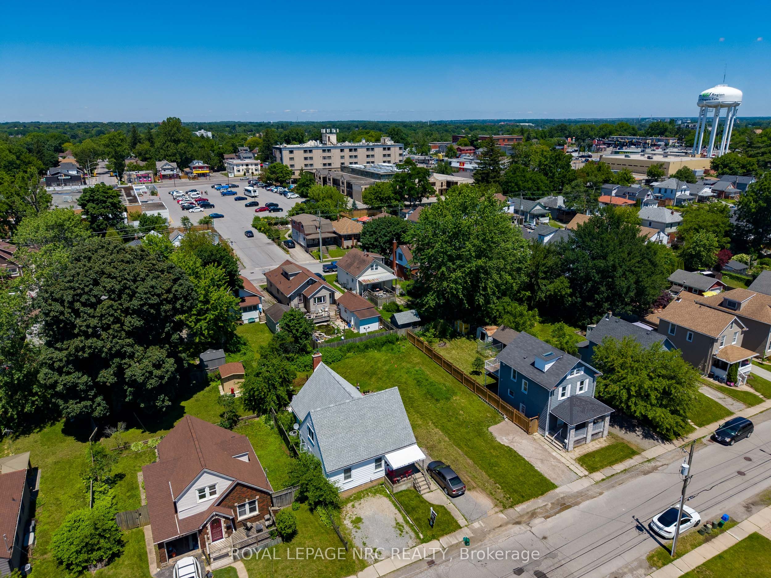 6437 Barker Street, Niagara Falls, ON L2G 1Y6 photo 4