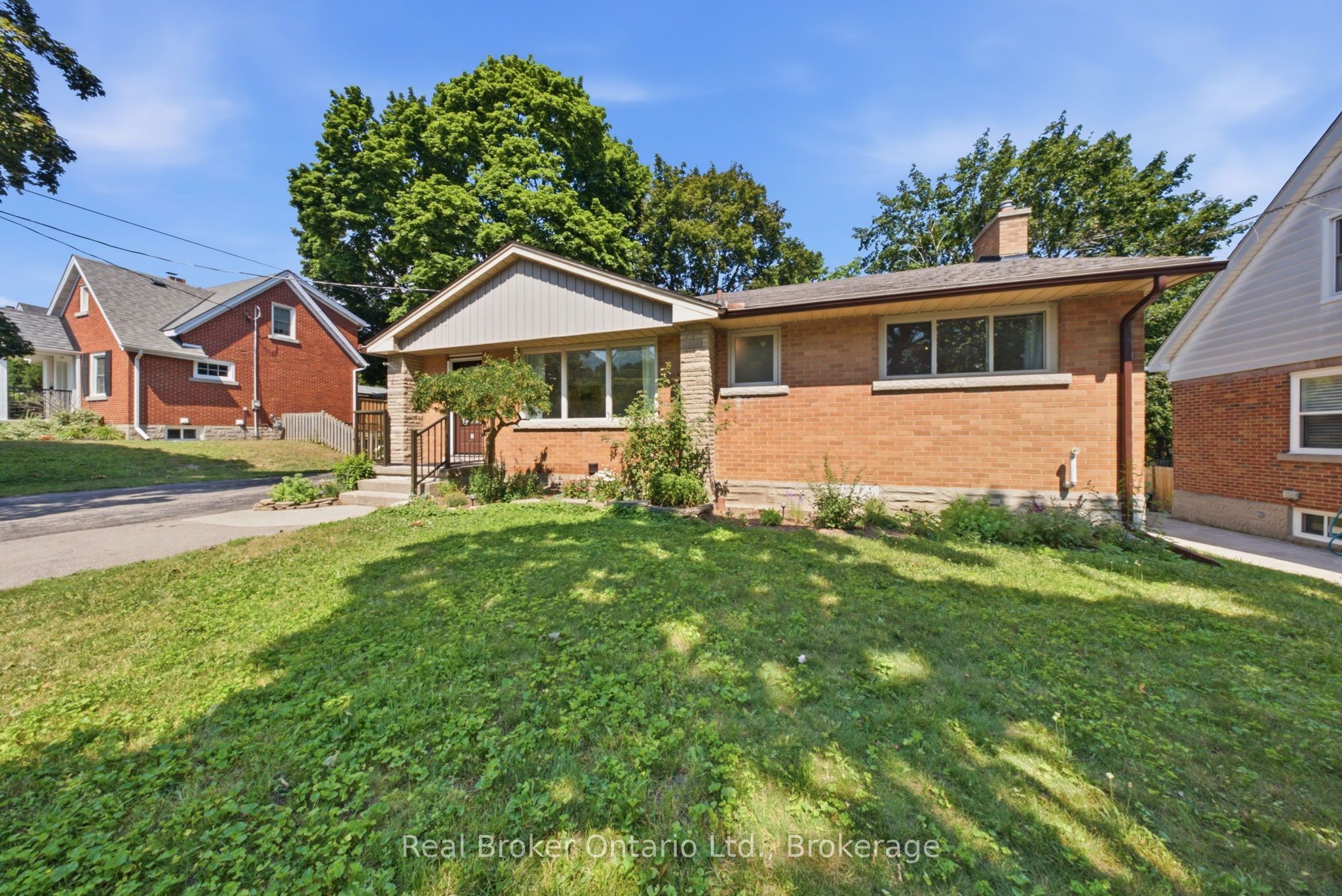 80 Jackson Avenue, Kitchener, ON N2H 3P1 photo 3