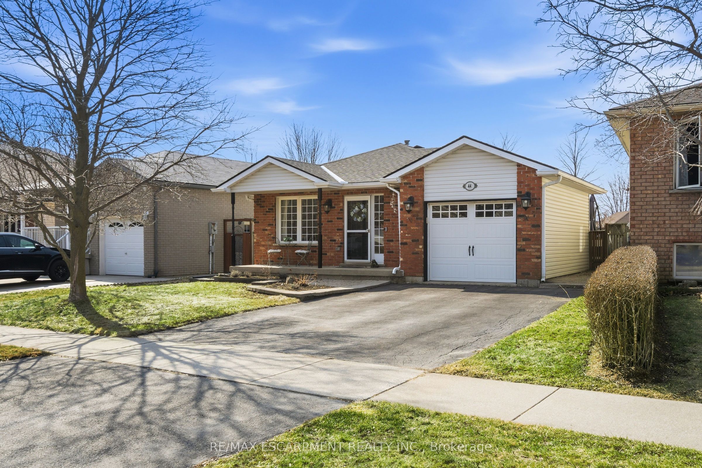 44 Marion Street, Hamilton, ON L0R 1W0 photo 3