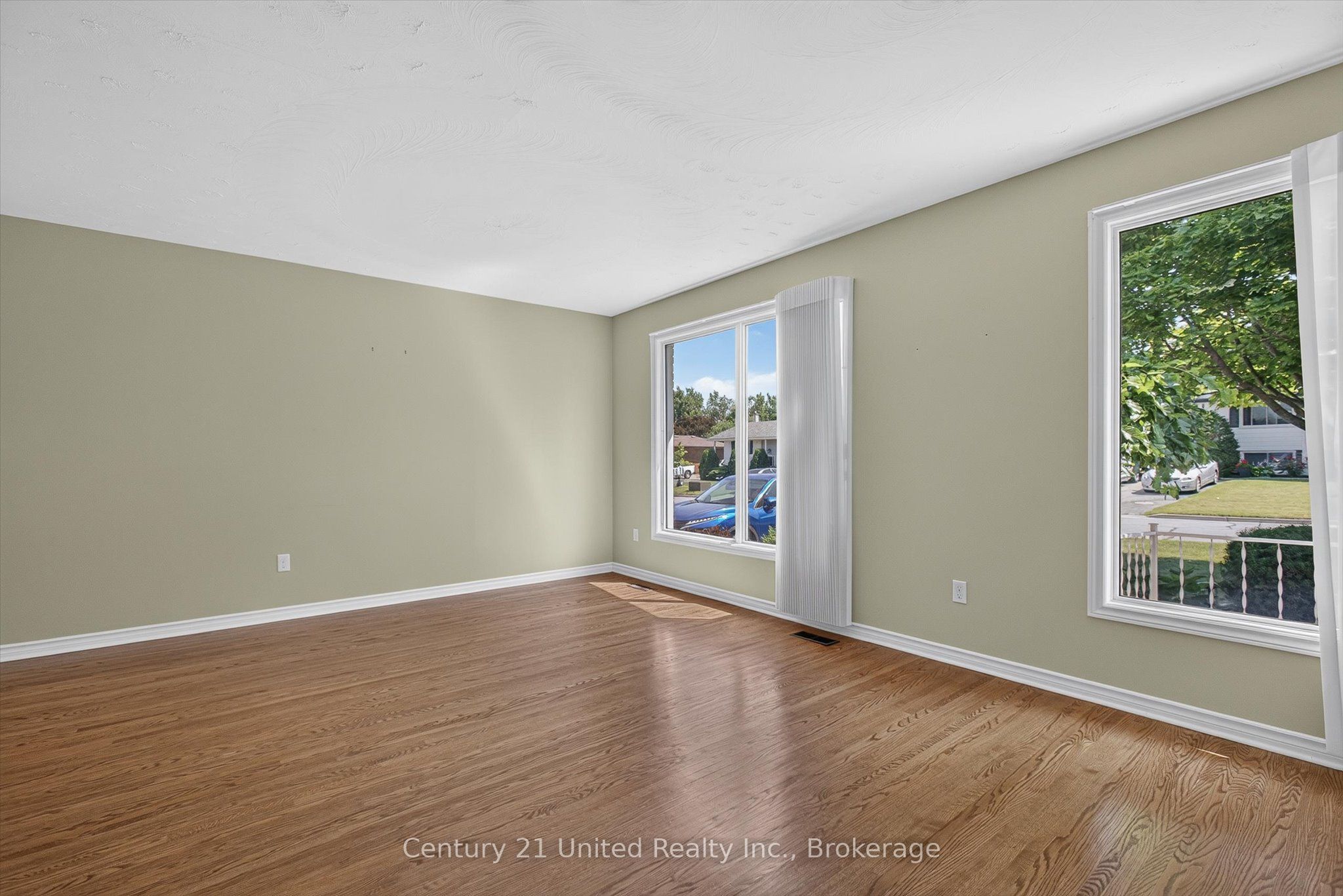 615 Saugeen Crescent, Peterborough, ON K9J 1J9 photo 4