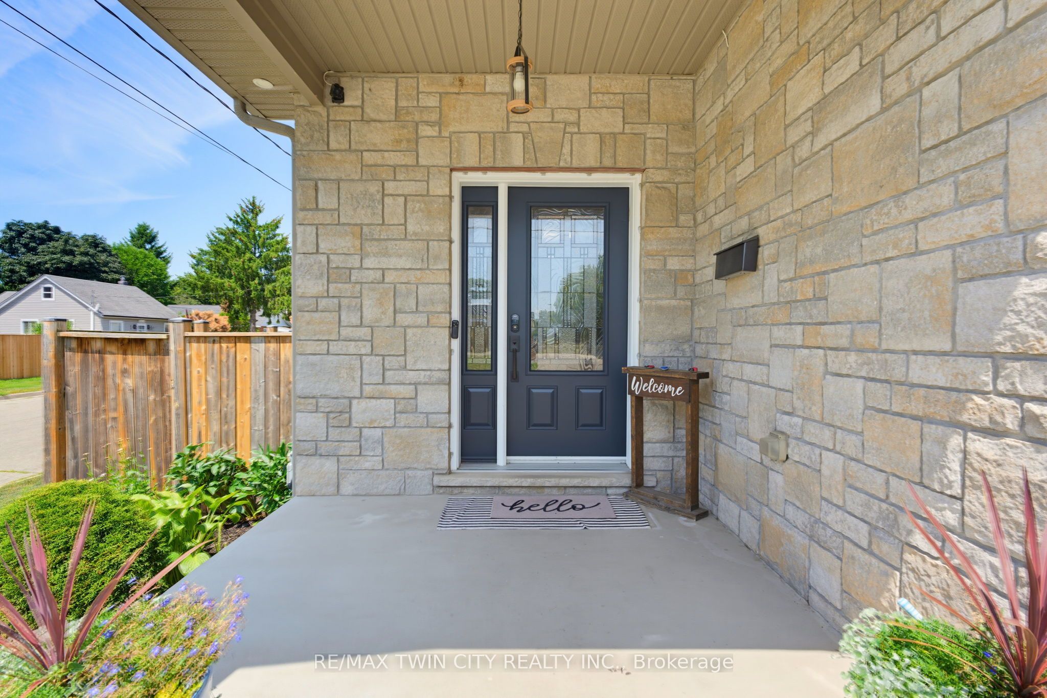 63 Clench Avenue A, Brantford, ON N3T 1B9 photo 4