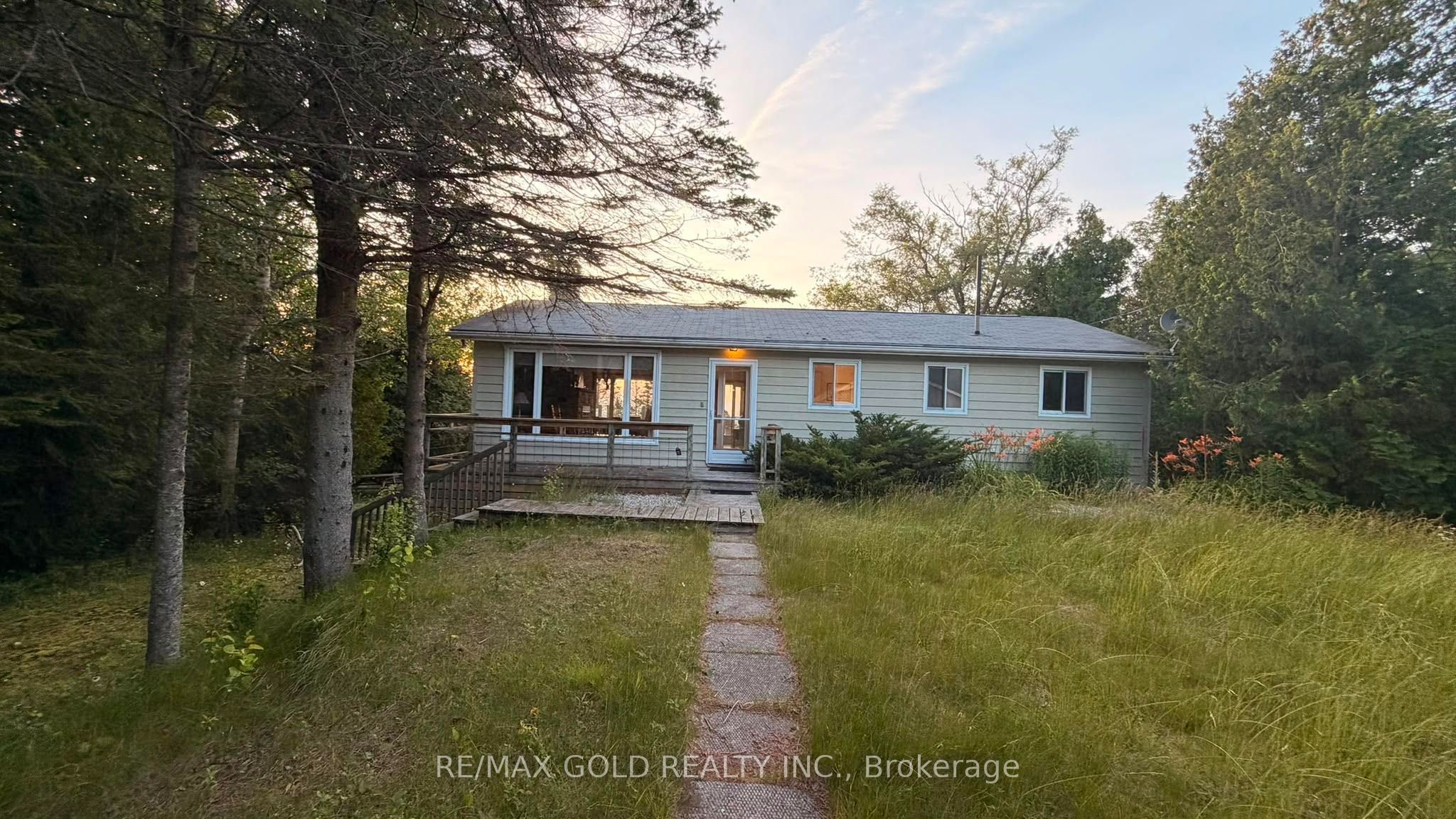 54 Zorra Drive, Northern Bruce Peninsula, ON N0H 2R0 photo 4