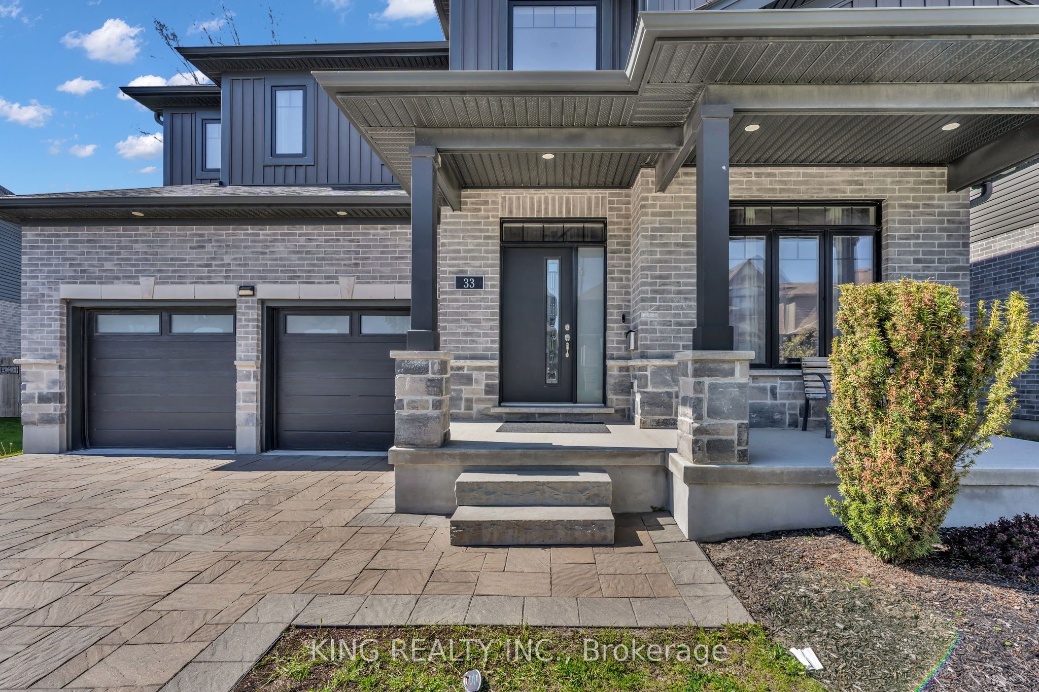 1061 Eagletrace Drive 33, London North, ON N6G 0T3 photo 2